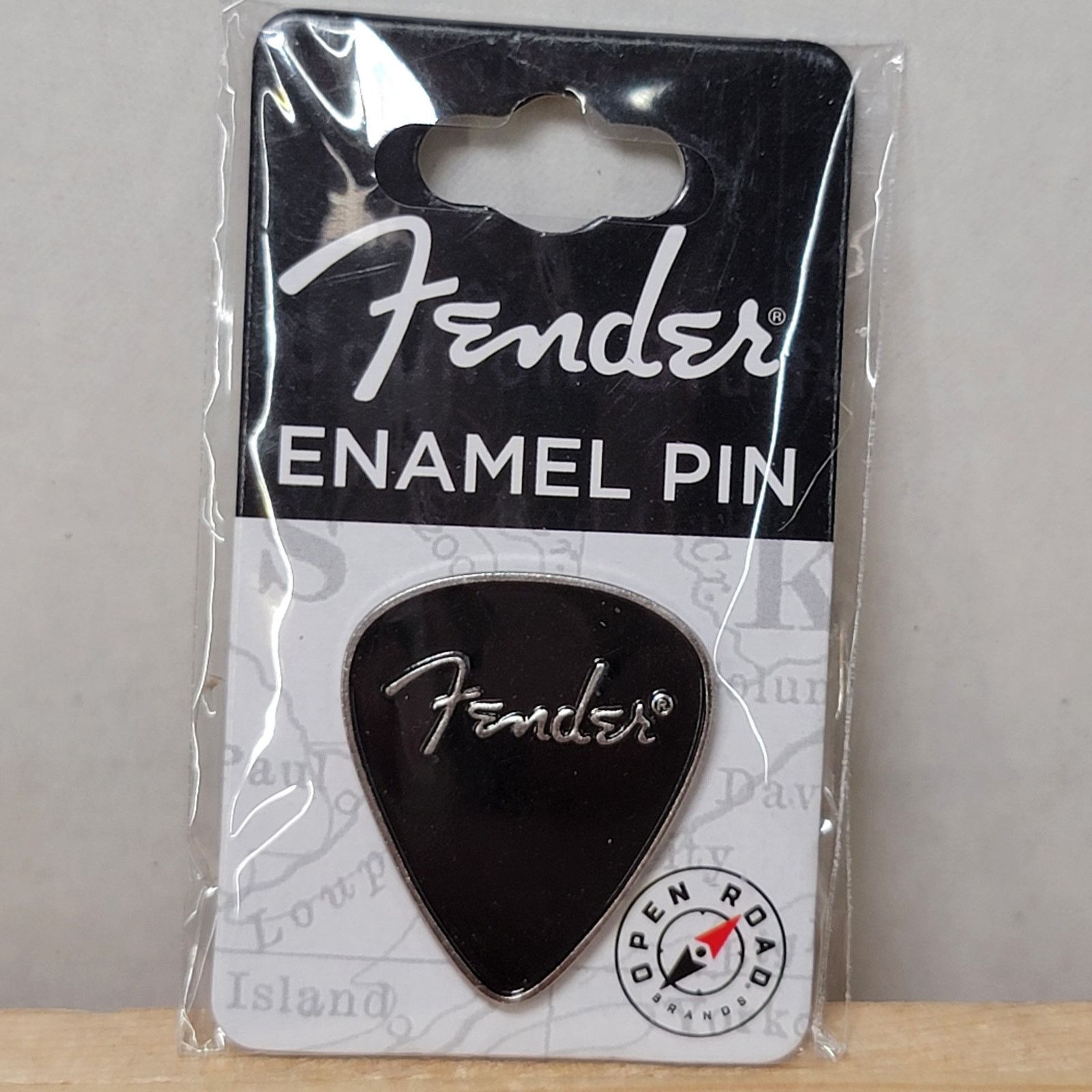 Fender FENDER Guitar Pick Enamel Pin NEW / SEALED Size ONE SIZE - 1 Thumbnail
