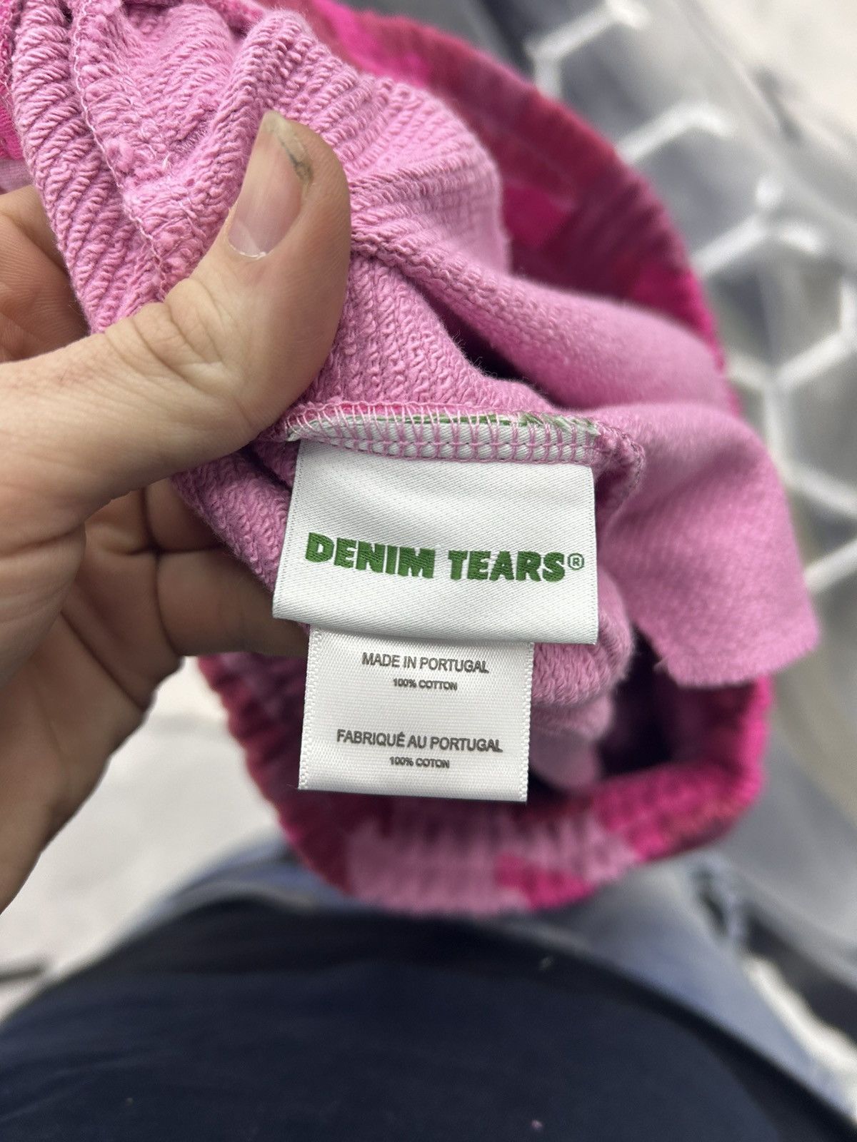 DENIM TEARS Denim Tears Pink Camo Cotton Wreath Sweatpants Size M Size US 32 / EU 48 - 15 Thumbnail