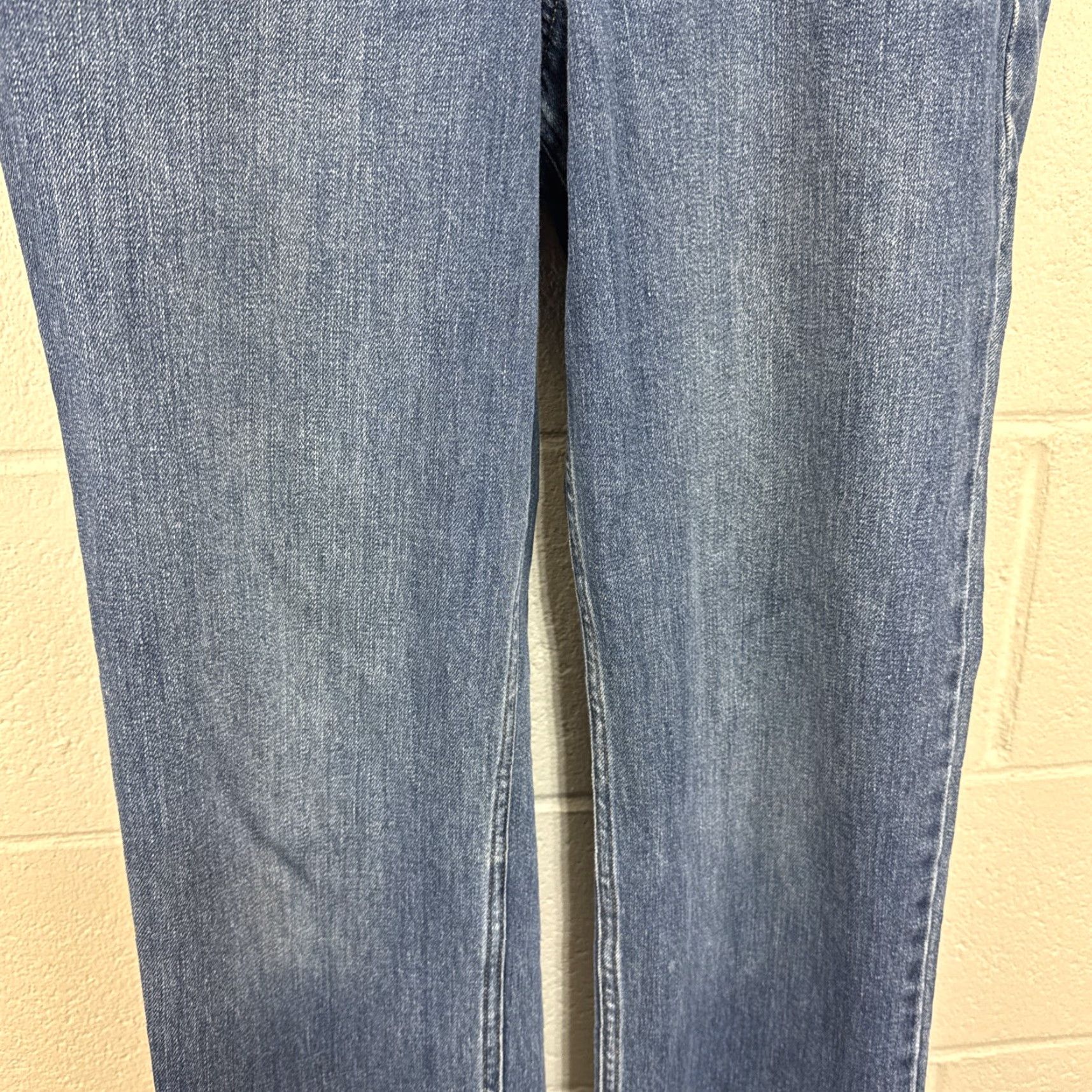 Carhartt Carhartt Jeans Women’s 8 Short Blue Denim Mid Rise Loose Fit Straight Leg 5-Pocket Zipper Button Logo Stretch Cowgirl Workwear Carhartt 102731 459 Size 40" / US 18 - 5 Thumbnail