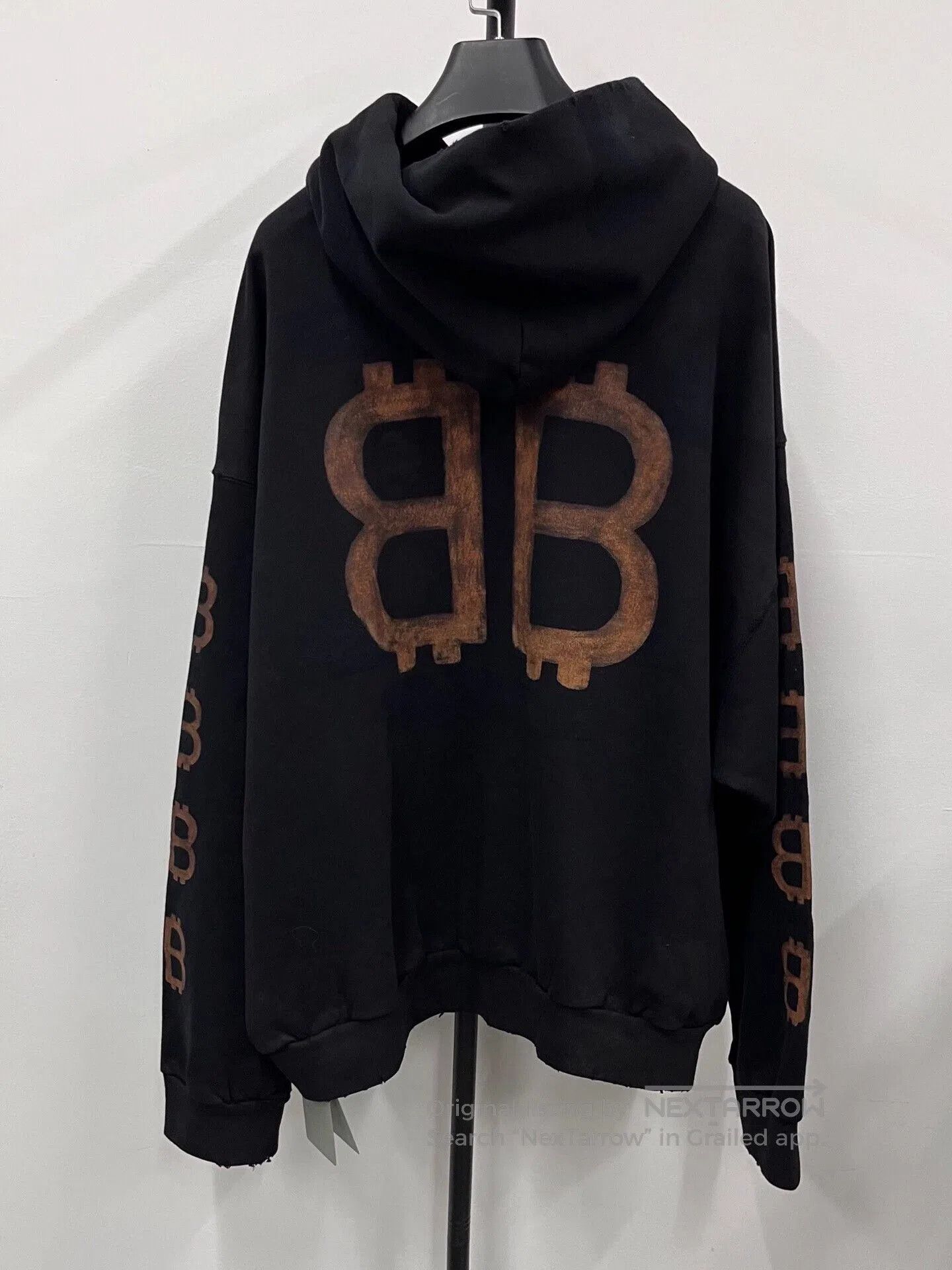Balenciaga balenciaga bitcoin hoodie in black. Size US M / EU 48-50 / 2 - 2 Thumbnail