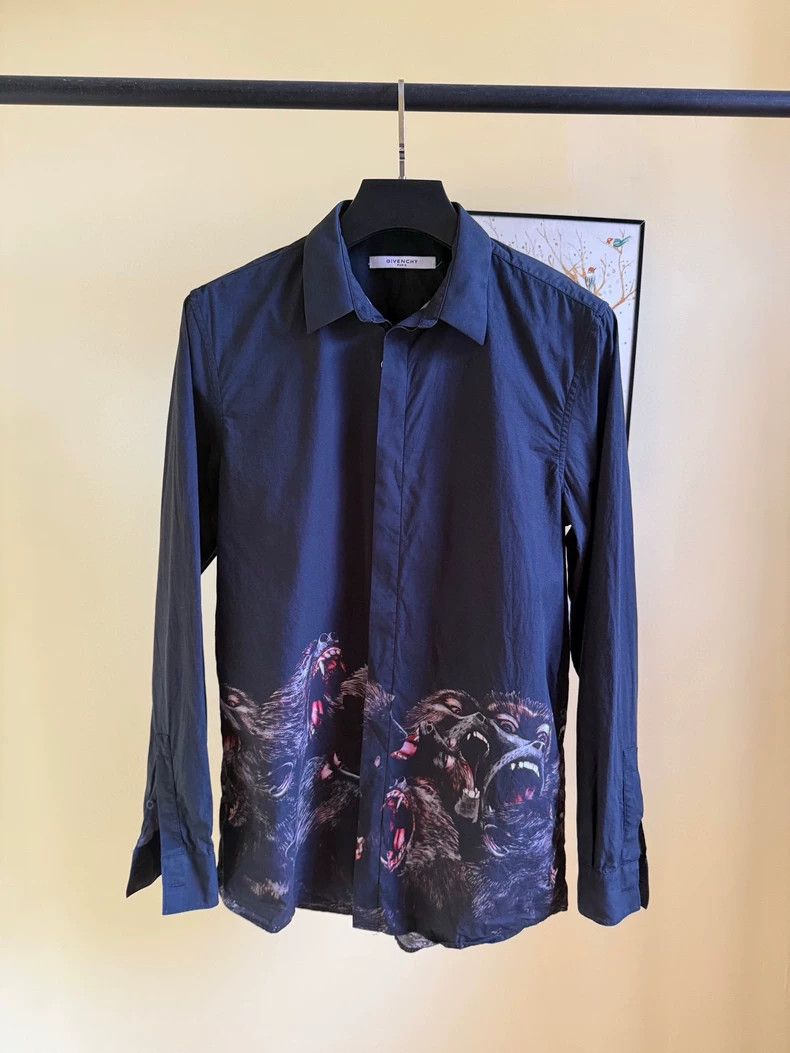 Givenchy Givenchy Size40 Size 40 Showpiece Monkey Group Shirt. Class Size US M / EU 48-50 / 2 - 1 Thumbnail