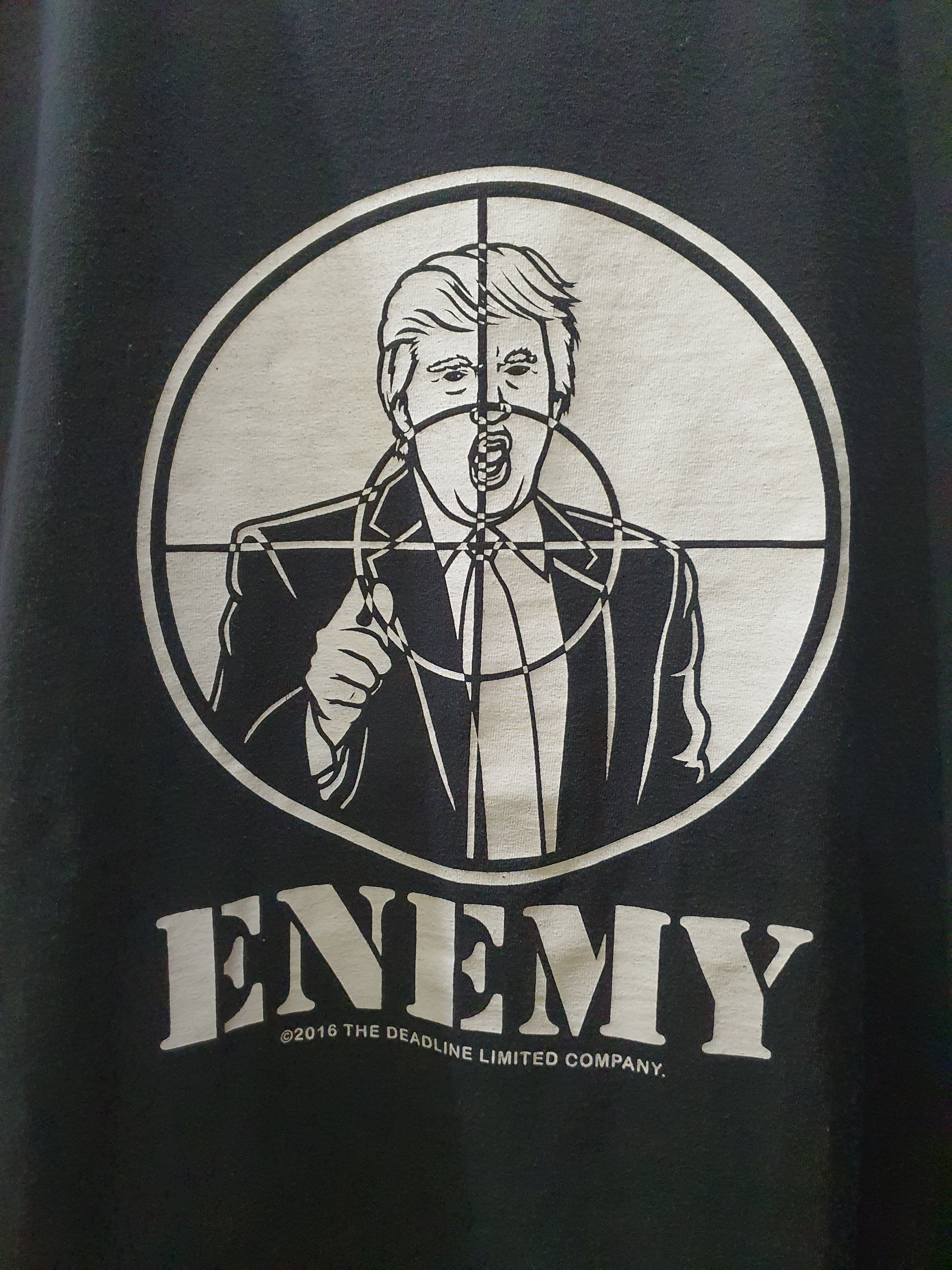 Donald Trump Deadline Limited "Enemy" graphic T-shirt Size US L / EU 52-54 / 3 - 8 Thumbnail