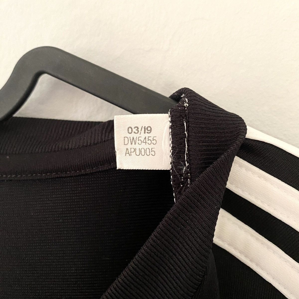 Adidas 2019 2020 Juventus Ronaldo Adidas Home UCL Kit Soccer Jersey Size US L / EU 52-54 / 3 - 7 Thumbnail