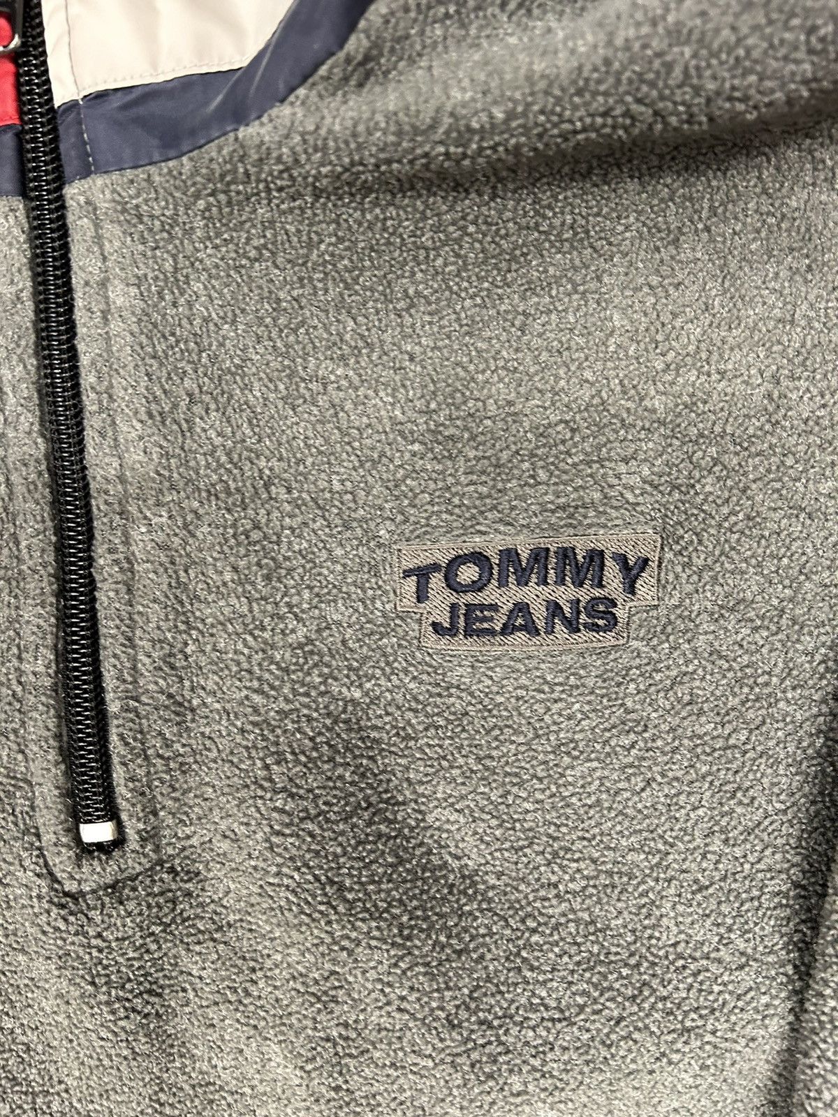 Tommy Hilfiger × Vintage Crazy Vintage Y2K Essential Tommy Hilfiger Quarter Zip Fleec Size US M / EU 48-50 / 2 - 2 Thumbnail