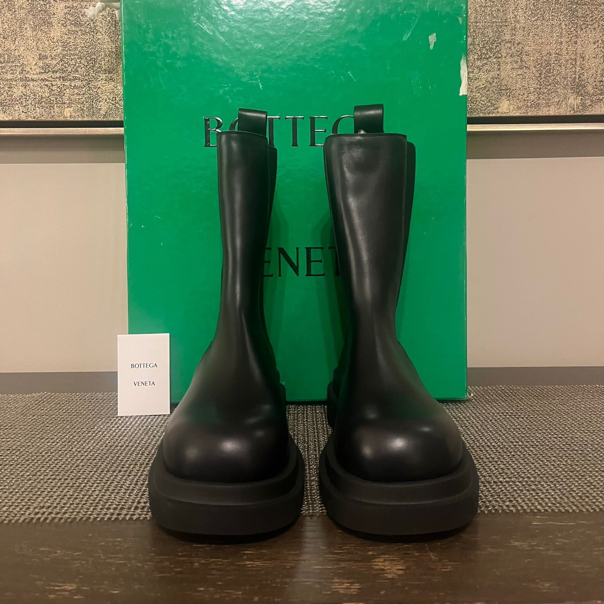 Bottega Veneta Shearling Lug Boots in Black Size US 10.5 / EU 43-44 - 5 Thumbnail