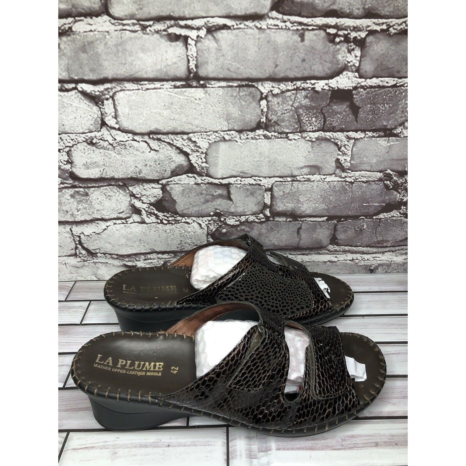 Other LA PLUME Jen Brown Patent Leather Strap Slide Wedge Sandals Size US 11 / IT 41 - 17 Thumbnail