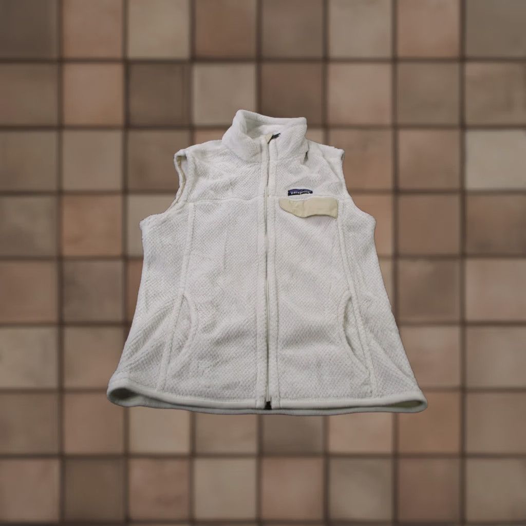 Patagonia Patagonia Vest Jacket Women M White Fleece Logo Outdoor Hiking Casual Size M / US 6-8 / IT 42-44 - 1 Thumbnail