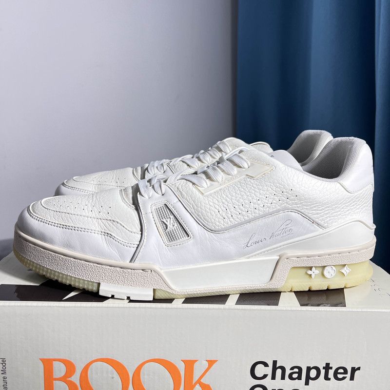 Louis Vuitton Louis Vuitton Trainer Low Top Fashion Sneakers 0079 Size US 10.5 / EU 43-44 - 1 Thumbnail