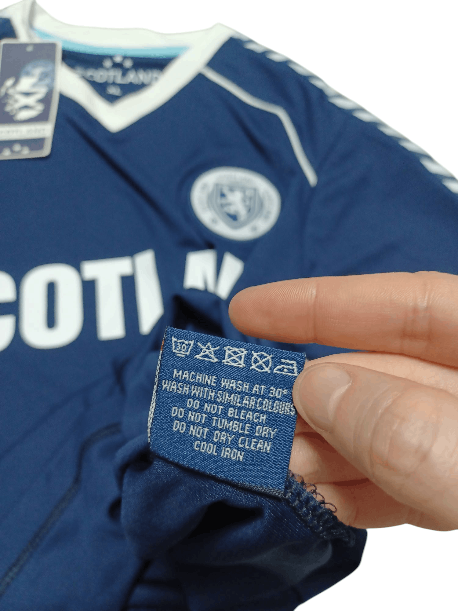 Other SCOTLAND CHIEF KEEF BIGLOGO NEW SOCCER FOOTBALL JERSEY Size US XL / EU 56 / 4 - 5 Thumbnail