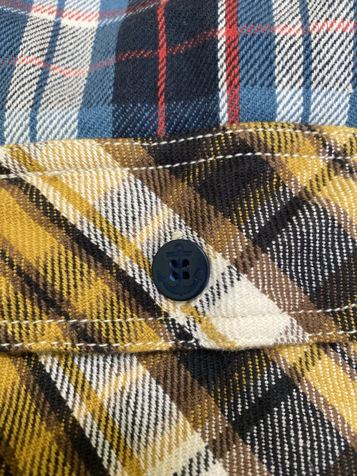 Japanese Brand Vintage Alcarza Reworked Classic Fit Heavy Flannel Shirt Size US M / EU 48-50 / 2 - 12 Thumbnail