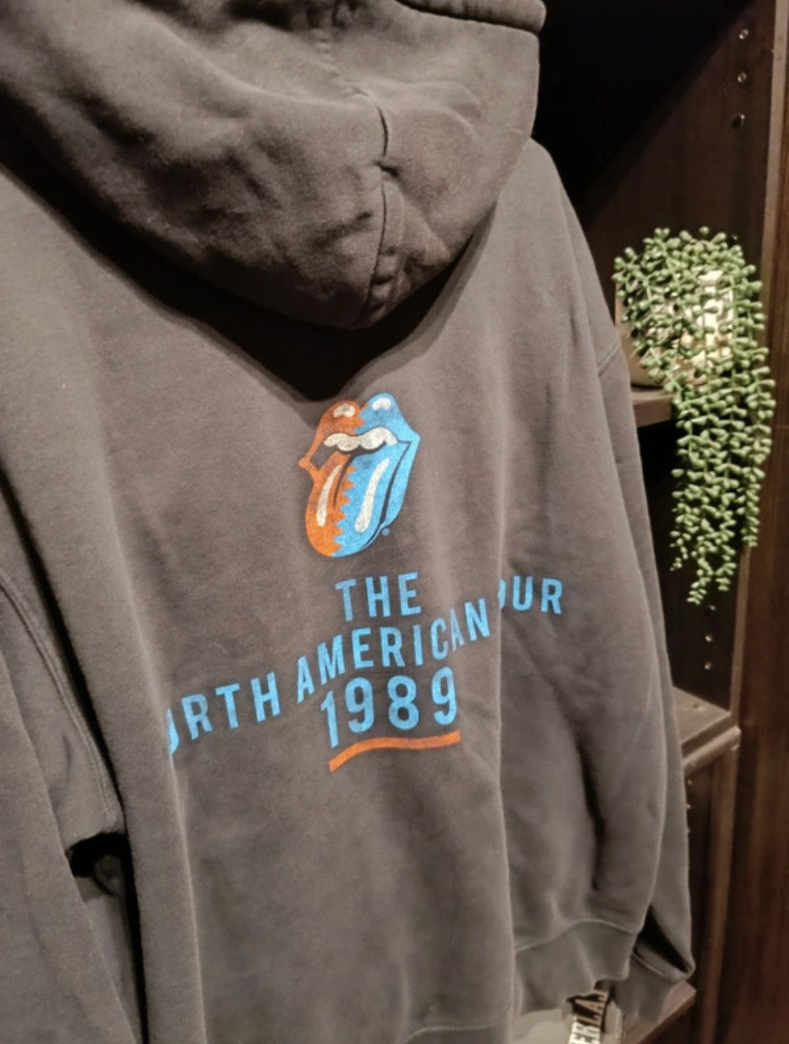 The Rolling Stones Rolling Stones 1989 North American Tour XL vintage hoodie Size US XL / EU 56 / 4 - 2 Thumbnail