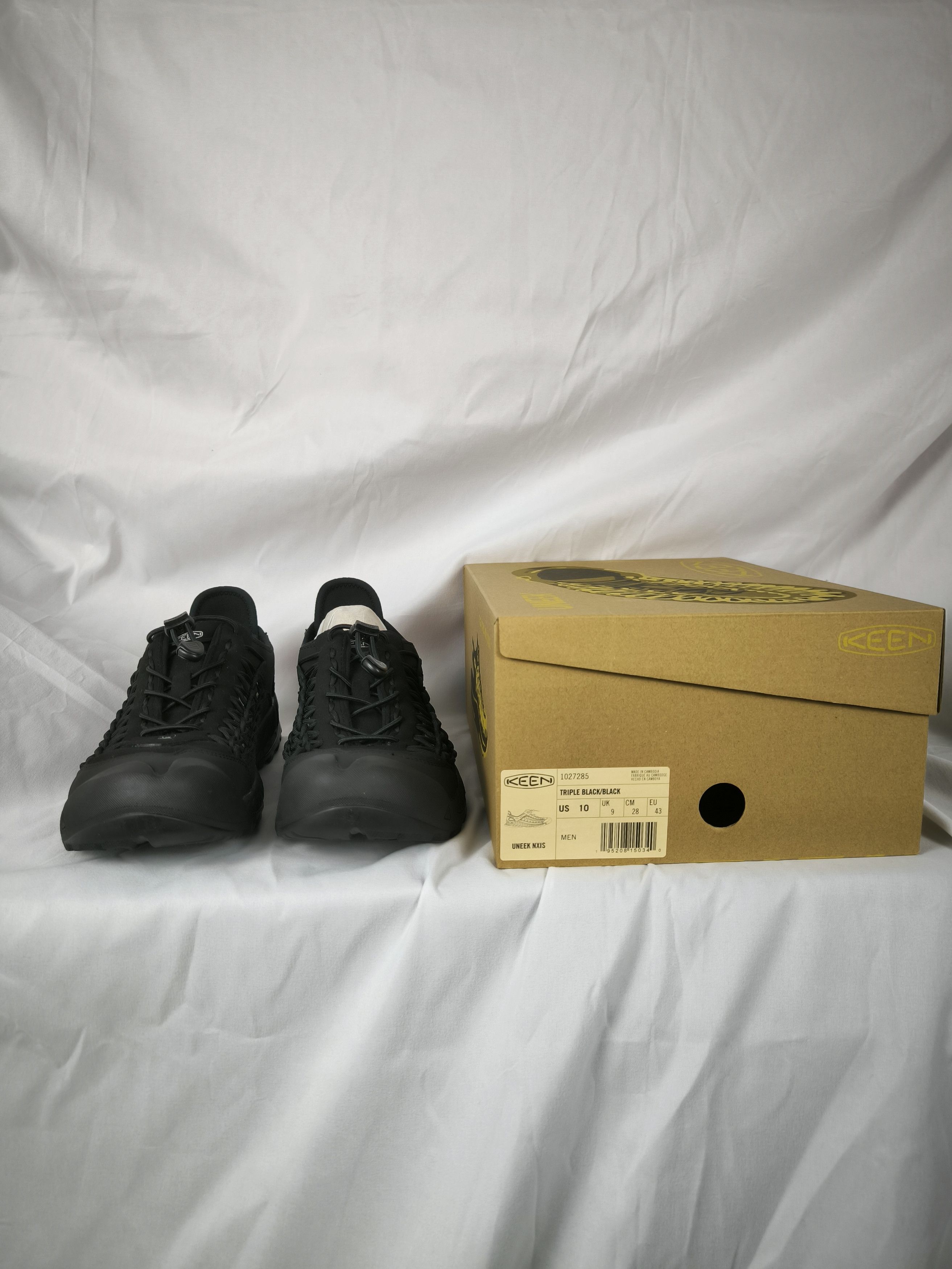 KEEN Uneek NXIS Size US 10 / EU 43 - 2 Thumbnail