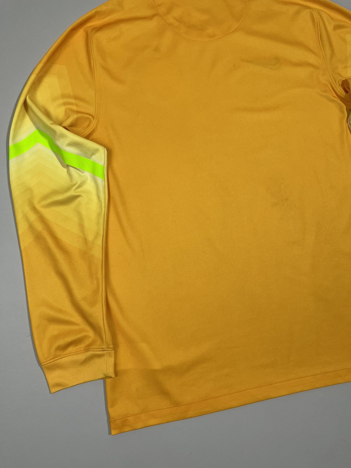 Nike Nike England Team Goalkeeper Soccer Jersey 2014 Blokecore Size US L / EU 52-54 / 3 - 19 Thumbnail