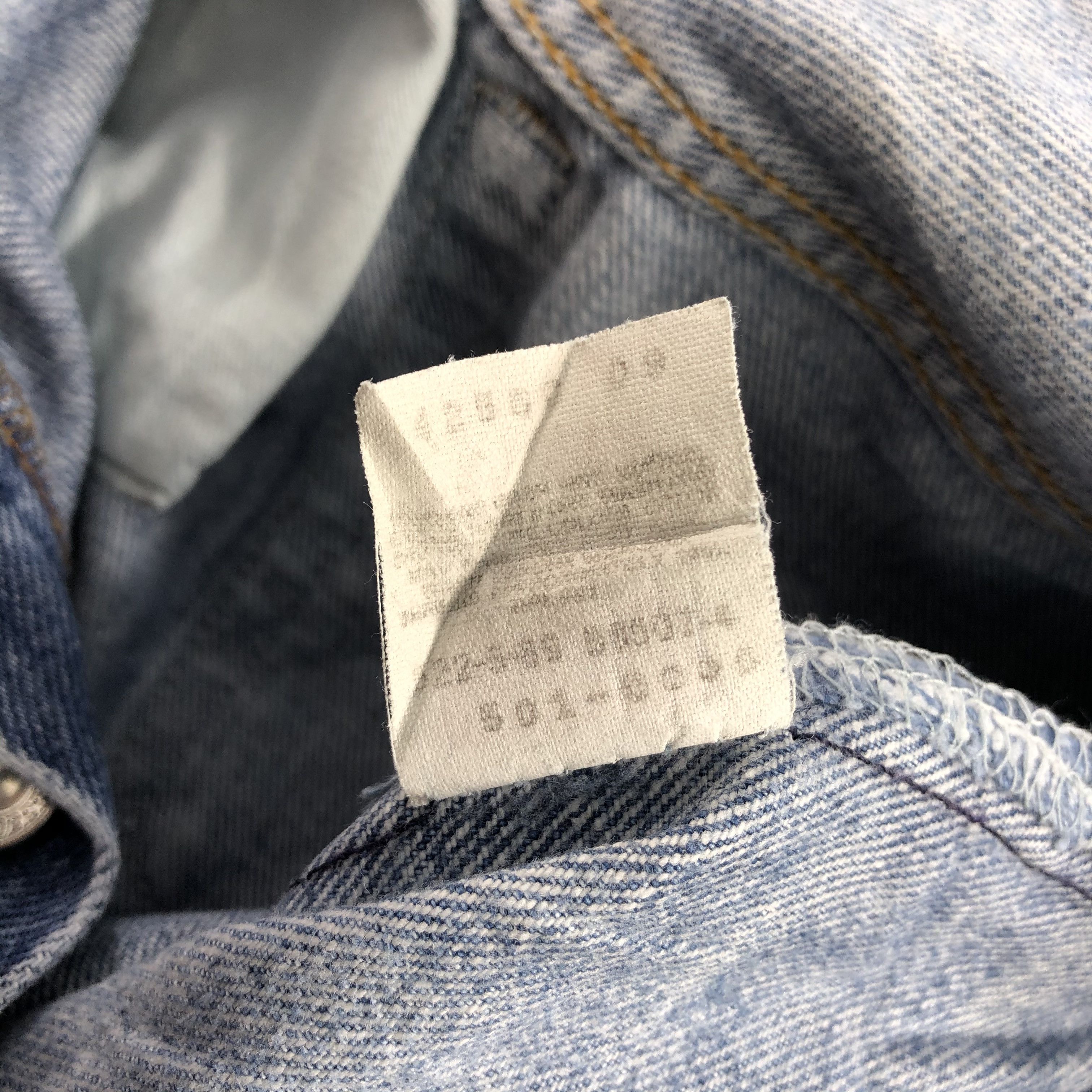 Levi's × Vintage Vintage 90s Light Wash Levis 501 Jeans-JM864 Size US 31 - 12 Thumbnail
