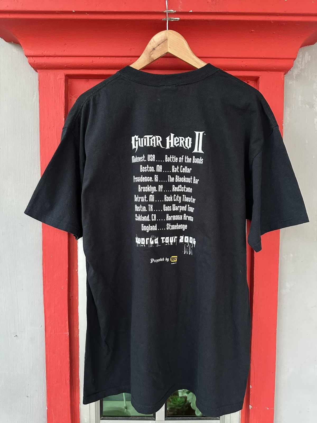 Rockstar Games RARE Vintage Guitar Hero 2 By Rockstar Games Promo Tee Size US XL / EU 56 / 4 - 2 Thumbnail