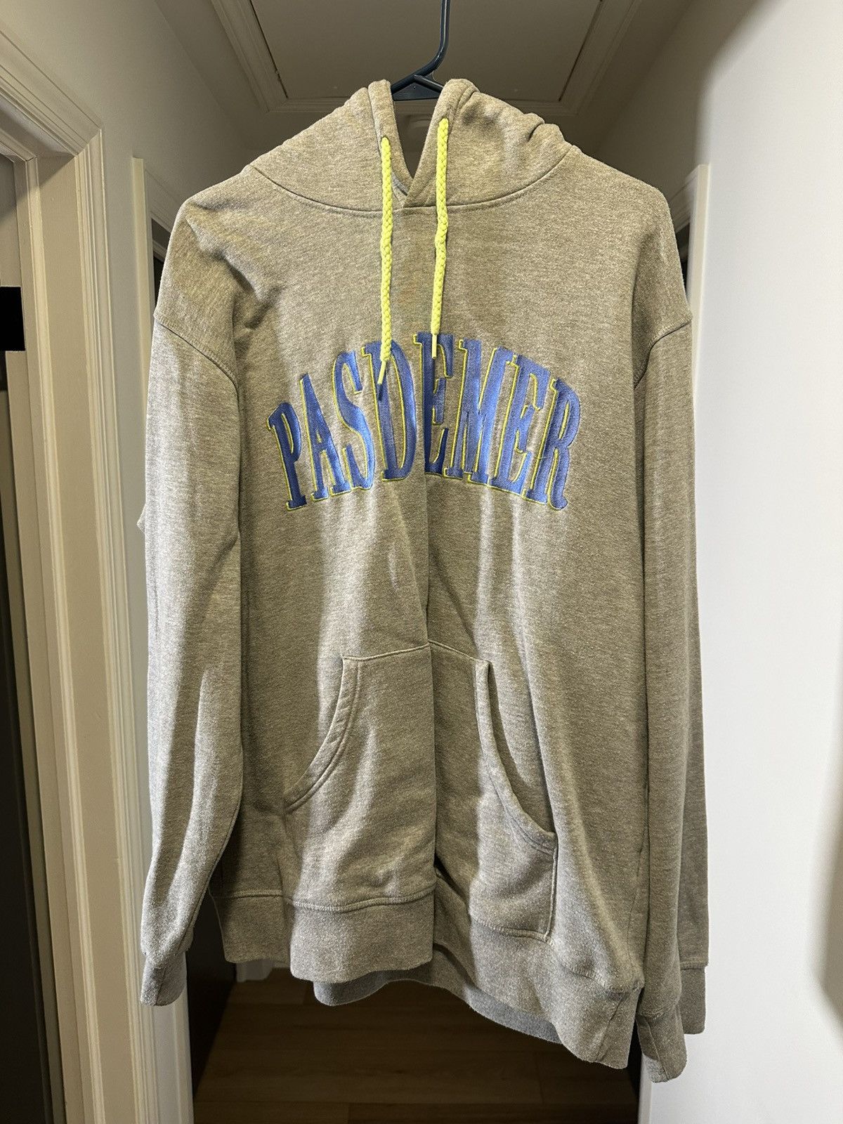 Other Pas de Mer (Embroidered Graphic) Size US L / EU 52-54 / 3 - 1 Thumbnail