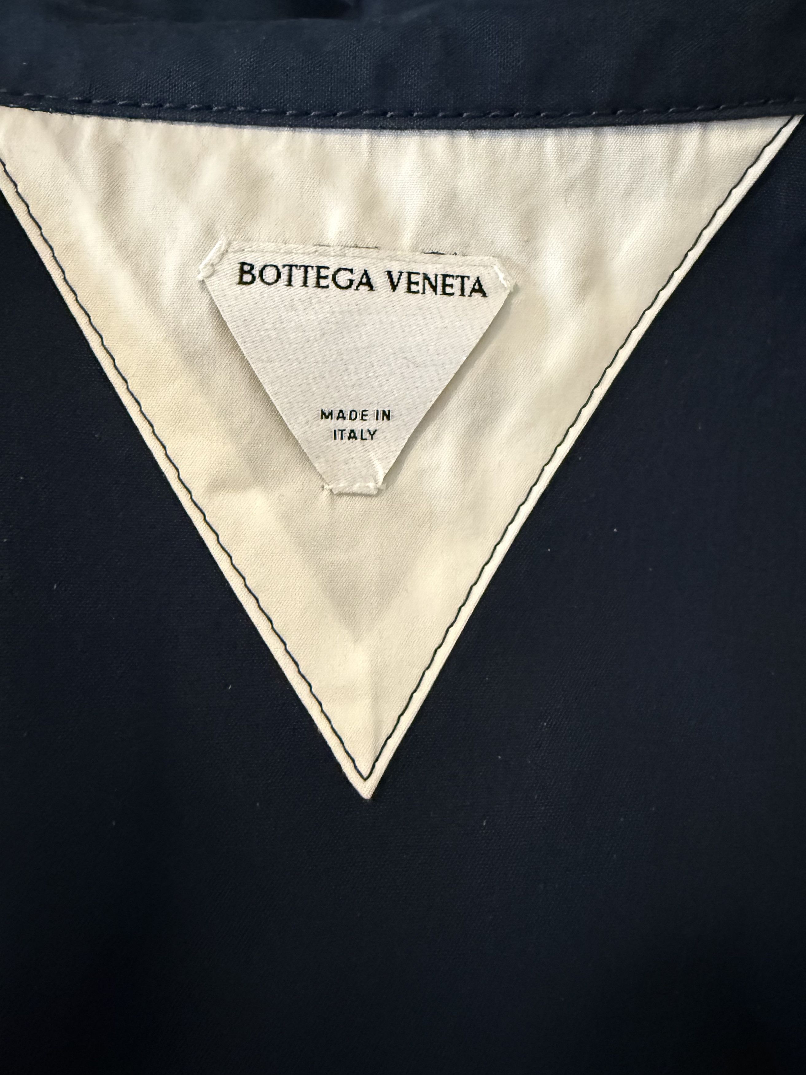 Bottega Veneta navy oversize shirt Size US S / EU 44-46 / 1 - 3 Thumbnail