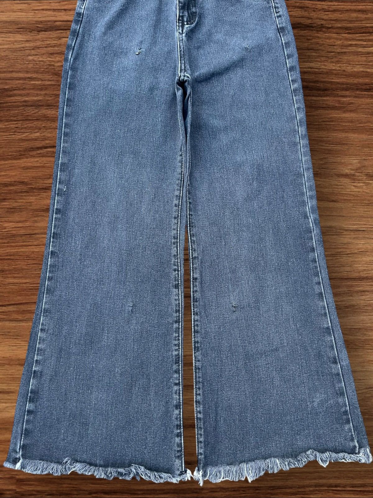 Japanese Brand Vintage Japanese Brand High Rise Baggy Frayed Wide Leg Jeans Size 25" / US 0 / IT 36 - 5 Thumbnail