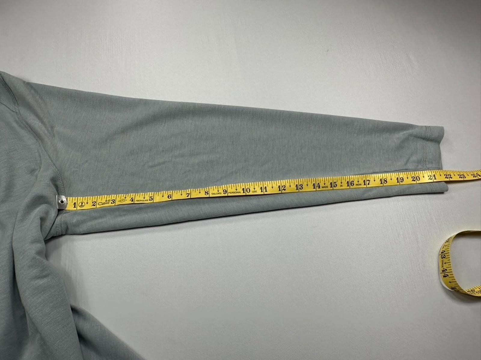 Bass Bass Outdoor Long Sleeve Utili-Tee Pocketed Gray Men's XL Size US XL / EU 56 / 4 - 7 Thumbnail