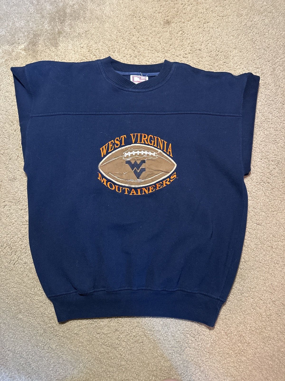 Vintage Vintage West Virginia Football Crewneck Size US L / EU 52-54 / 3 - 4 Thumbnail