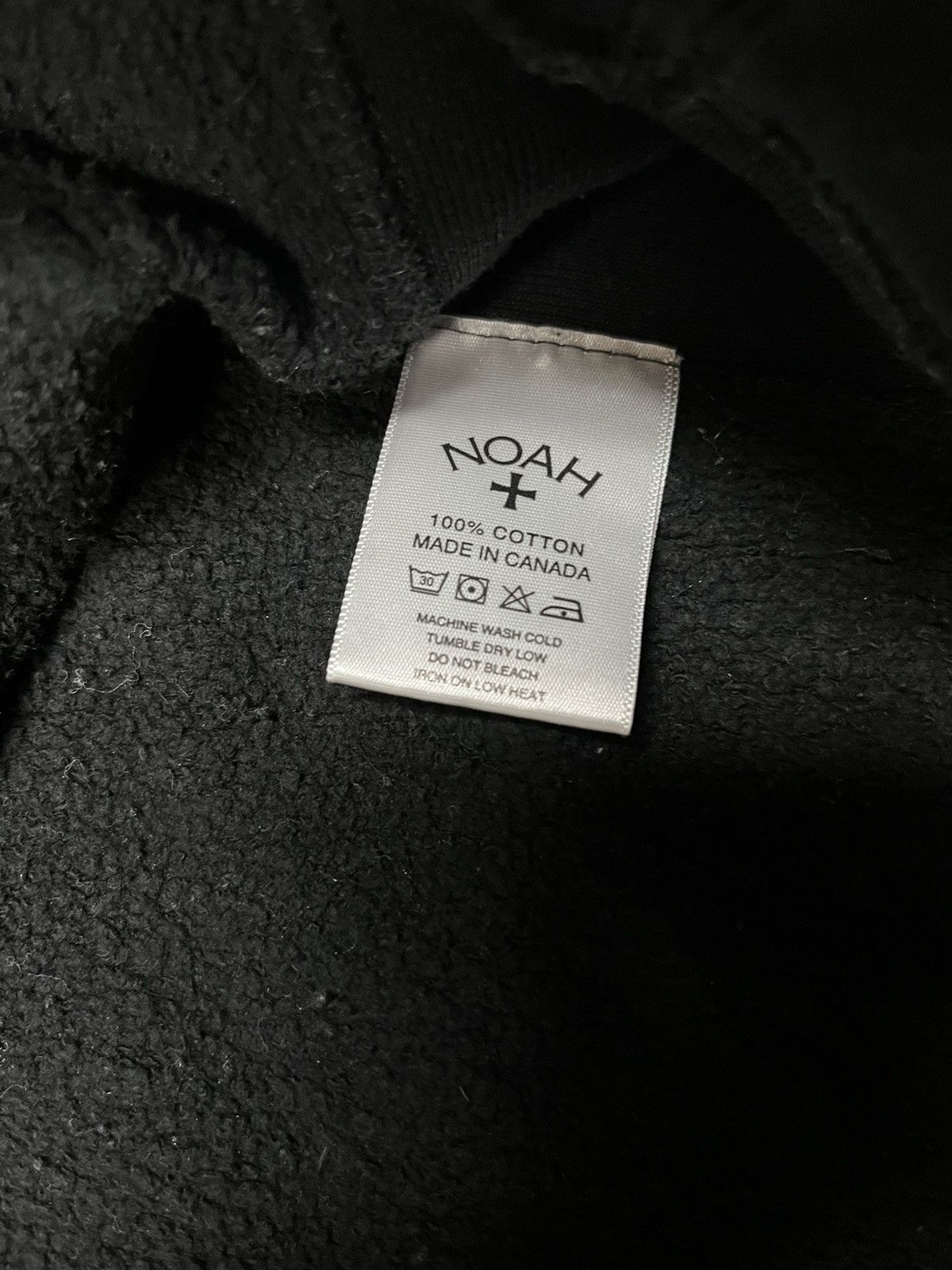 Noah Noah Rose Logo Hoodie FW19 Black Pre-Owned Size US M / EU 48-50 / 2 - 5 Thumbnail