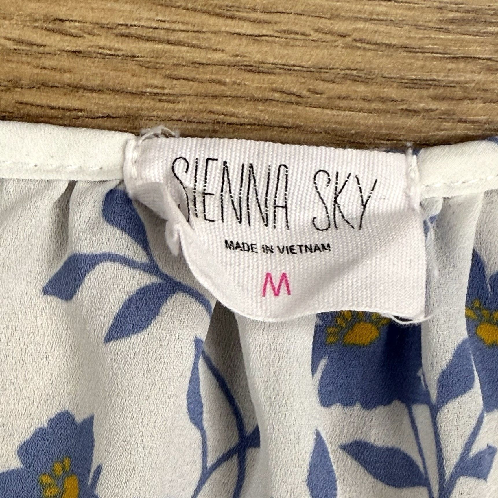 Vintage Sienna Sky Women's M White 3/4 Sleeve Floral Blouse Size M / US 6-8 / IT 42-44 - 7 Thumbnail