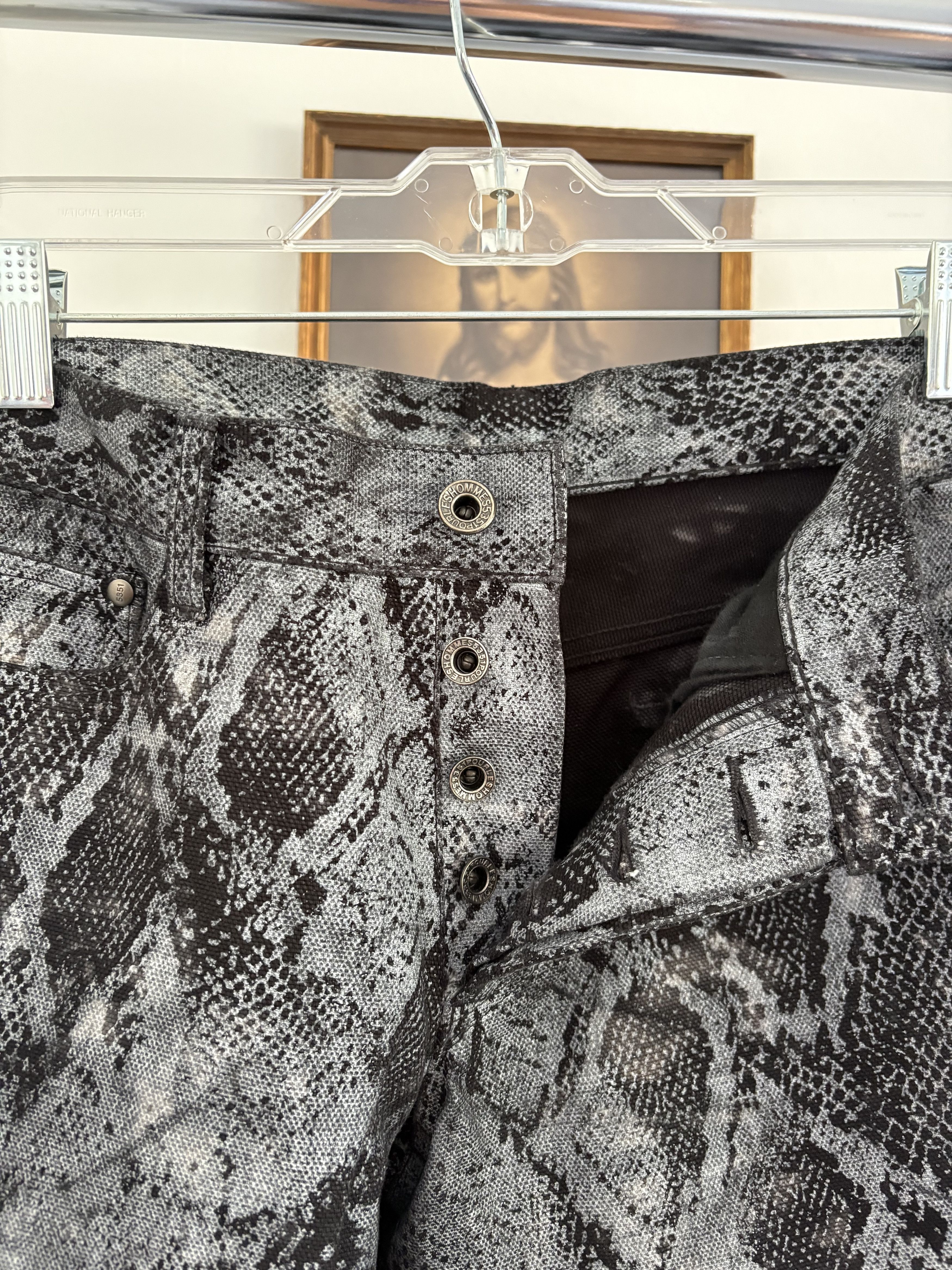 5351 POUR LES HOMMES Waxed Snakeskin Print Denim Size US 30 / EU 46 - 2 Thumbnail