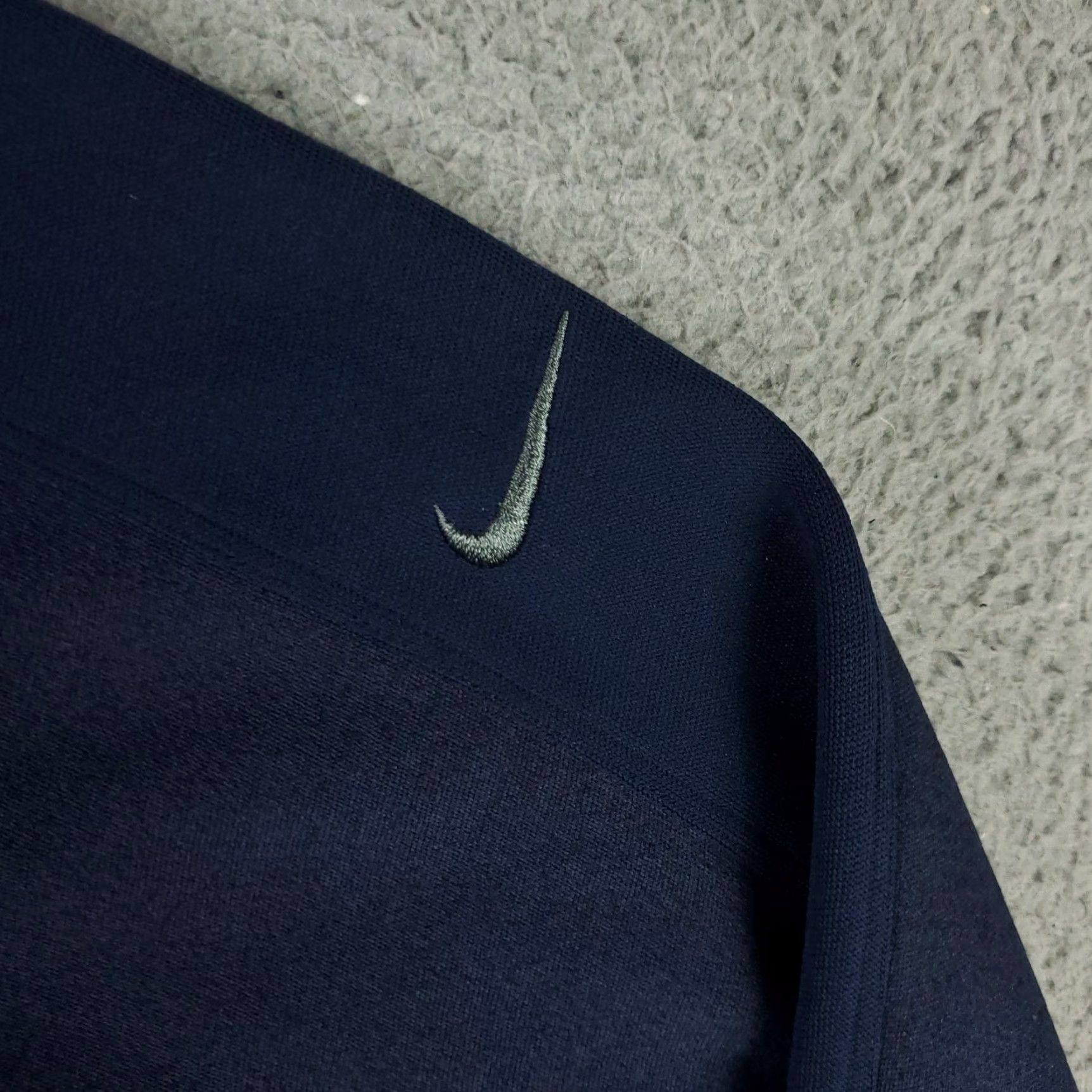 Nike Nike Sweater Mens Size Large Navy Blue Dri Fit 1/4 Zip Pullover Sweatshirt Size US L / EU 52-54 / 3 - 5 Thumbnail