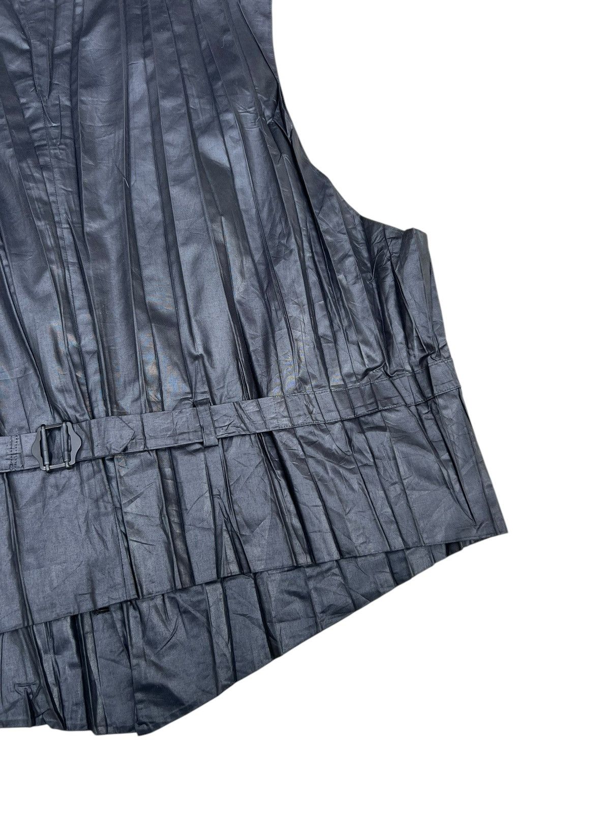 Issey Miyake Vintage Issey Miyake Men Pleated Vest Black Size US M / EU 48-50 / 2 - 17 Thumbnail