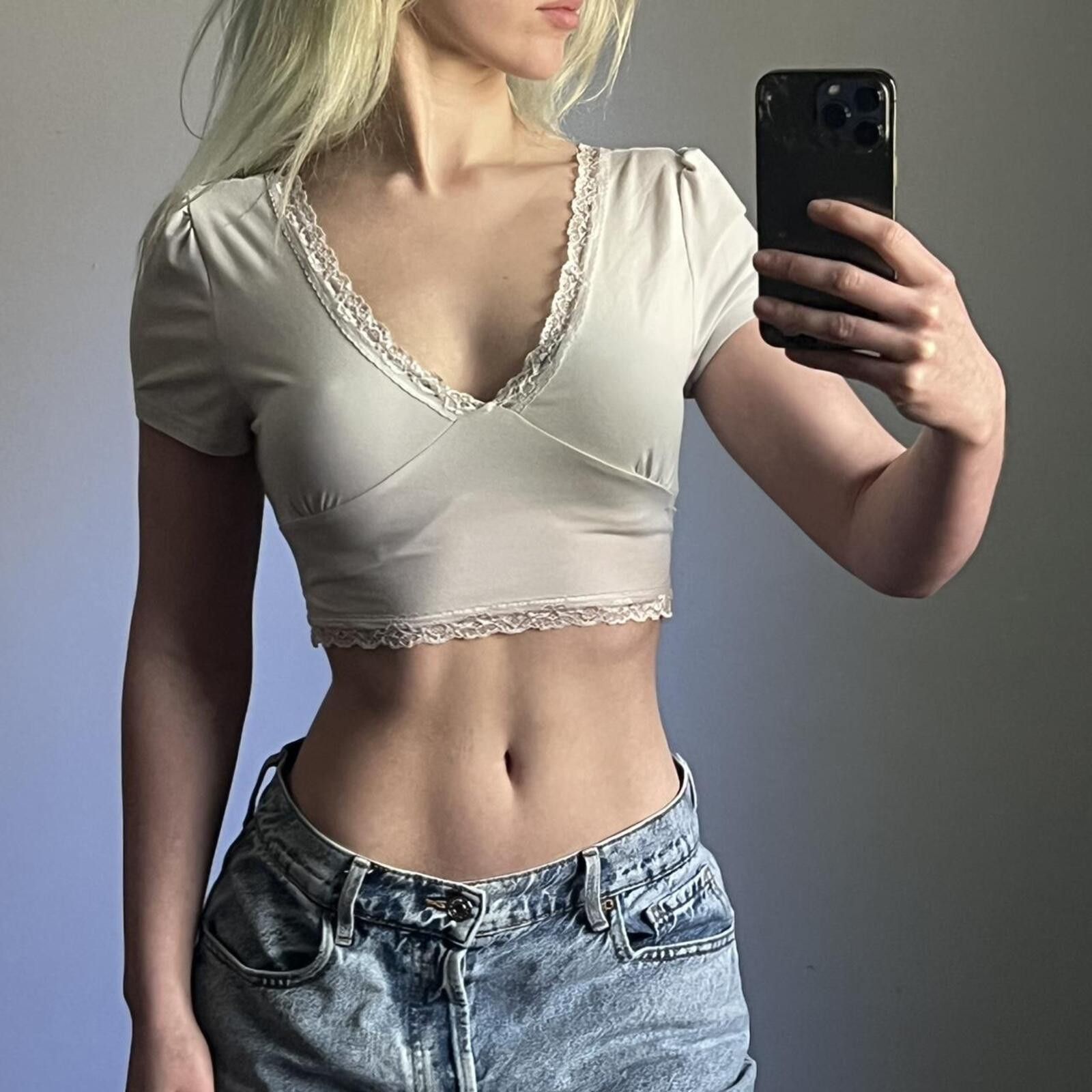 Other Off white tie back lacey crop top Size S / US 4 / IT 40 - 3 Thumbnail