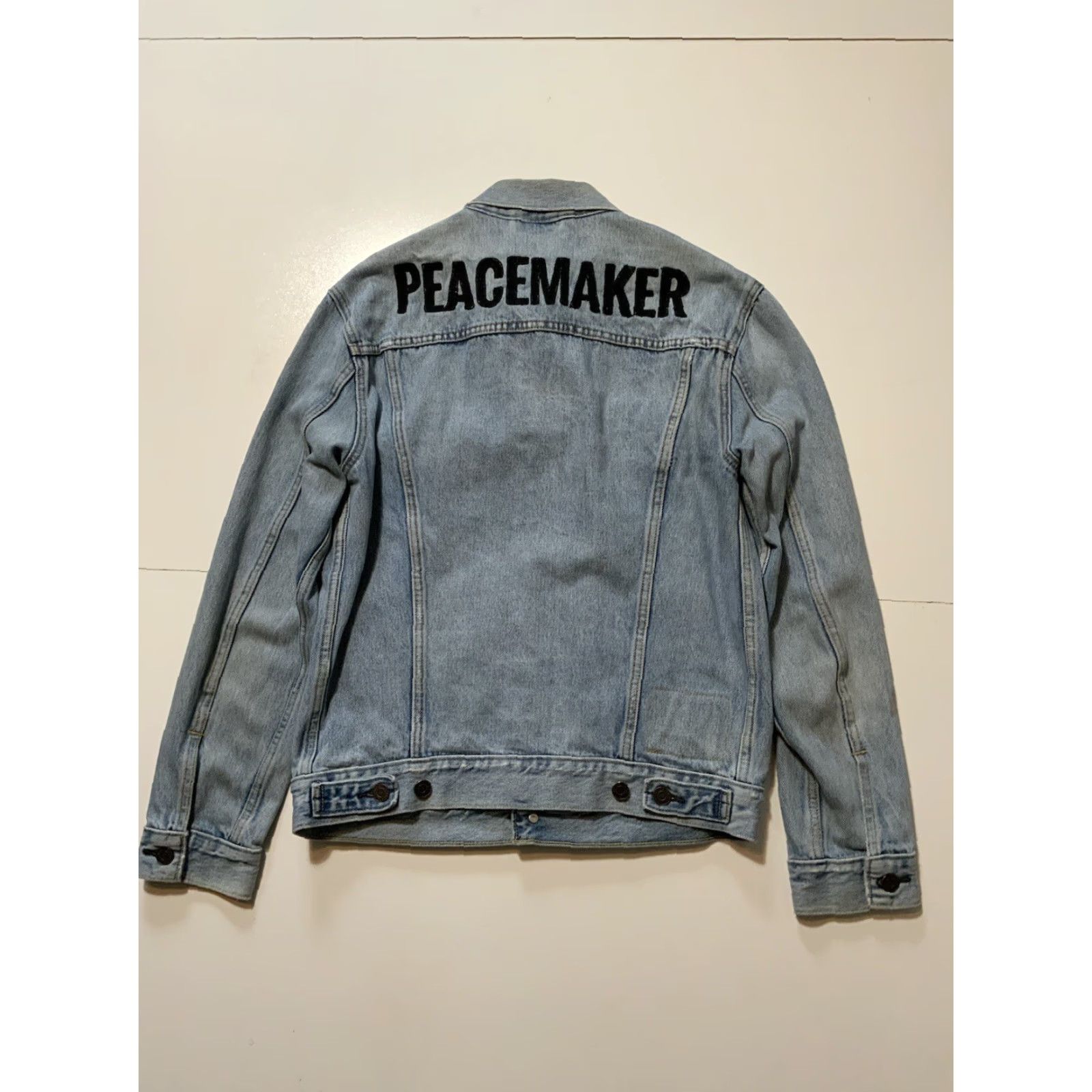 Levi's Levis Strauss Peacemaker Embroidered Button Denim Jean Trucker Jacket Sz. M Mens Blue Denim Jacket Button Embroidered Trucker Jeans Size US 31 - 2 Thumbnail