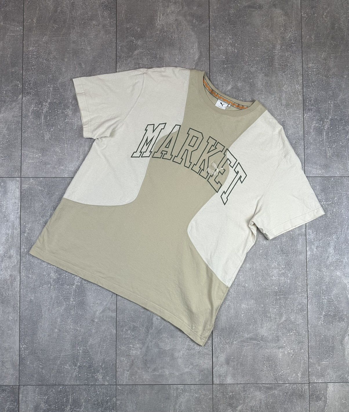 Puma Puma x Market Tee Overprint Logo Size US L / EU 52-54 / 3 - 1 Thumbnail