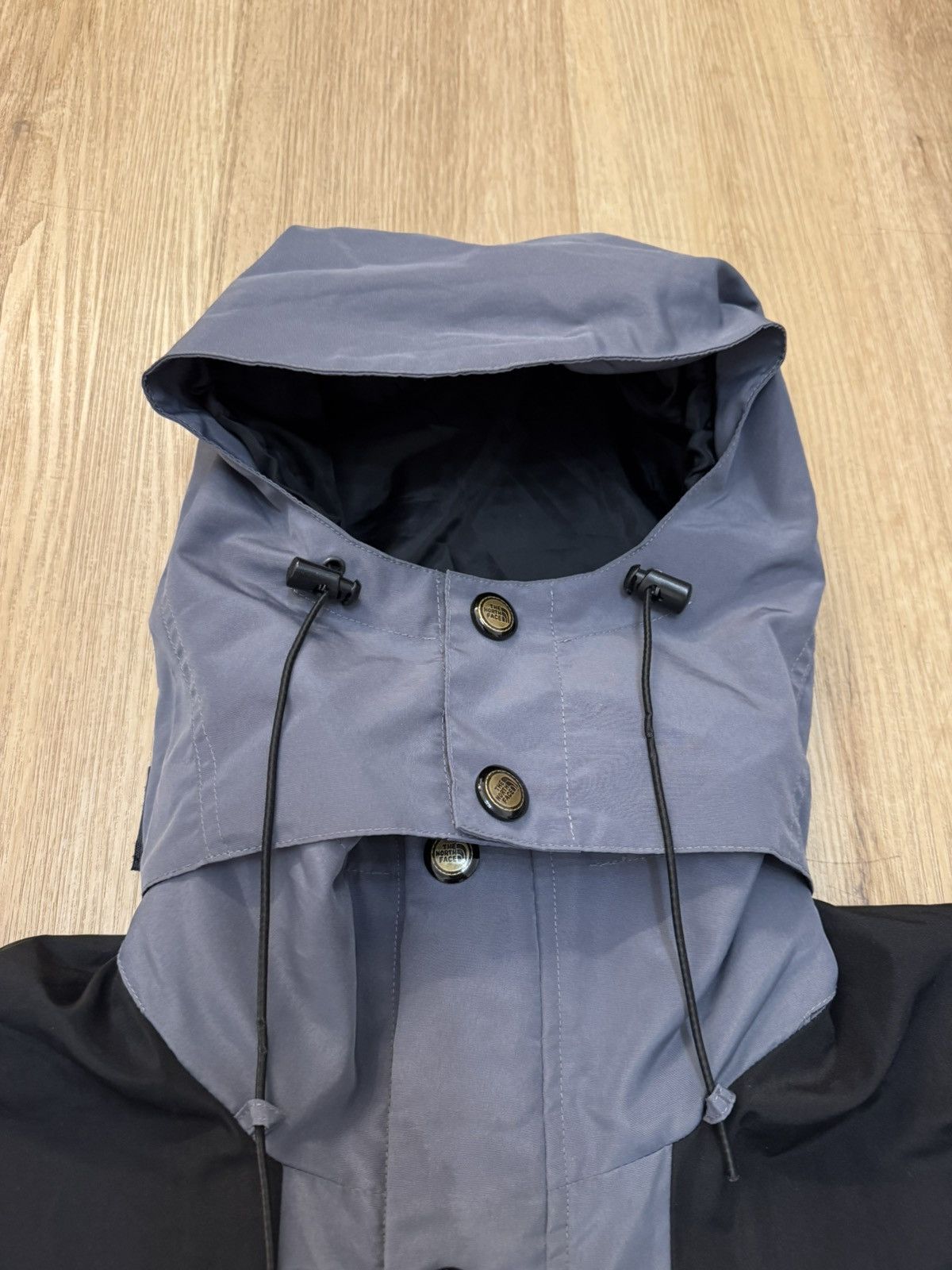The North Face × Vintage The North Face Gore-Tex GTX Vintage 1990s Mountain Jacket L Size US L / EU 52-54 / 3 - 7 Thumbnail