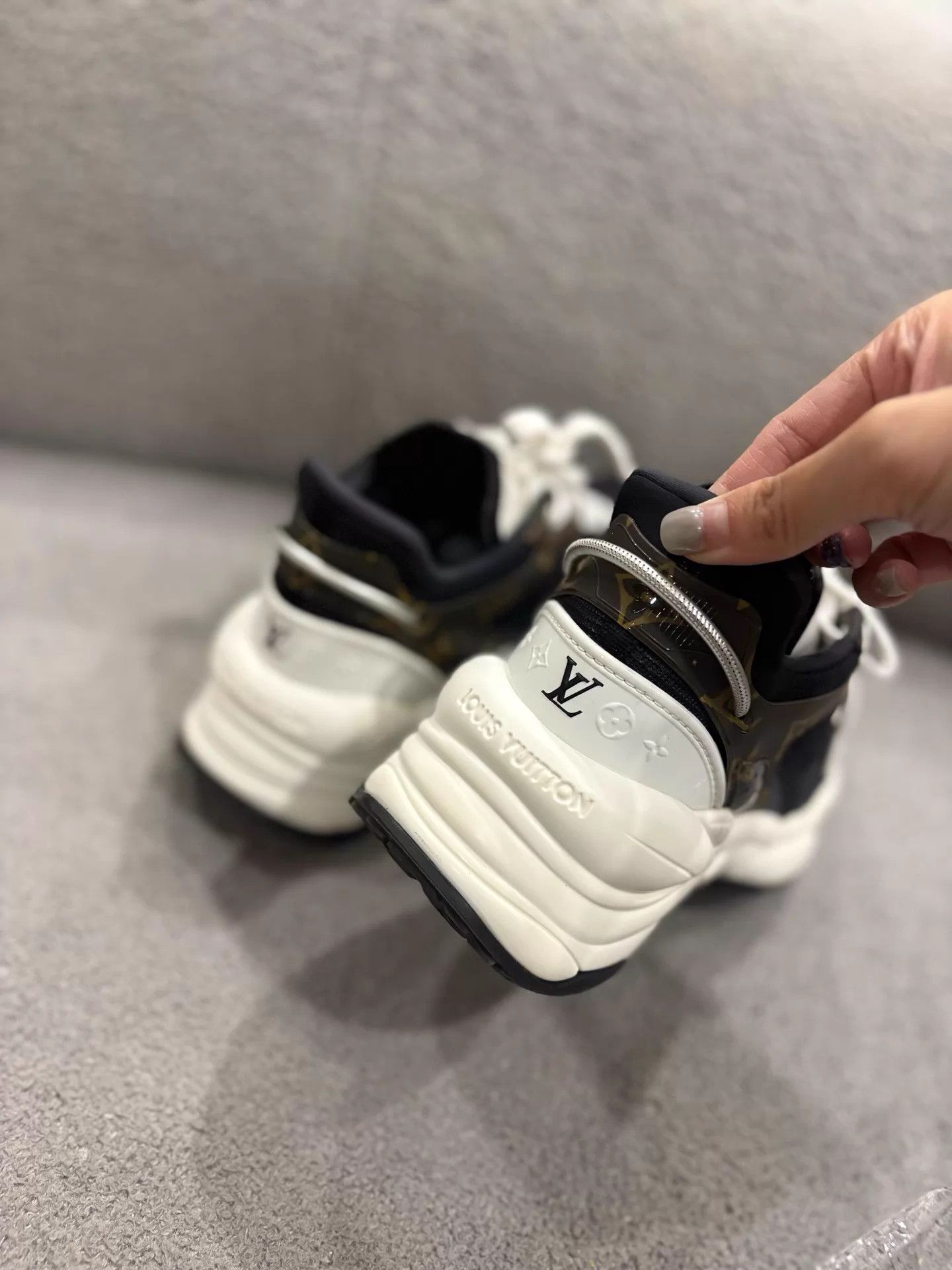 Louis Vuitton LV Runaway Dad Sneaker Black Monogram 36 98 New Size US 5.5 / IT 35.5 - 2 Thumbnail
