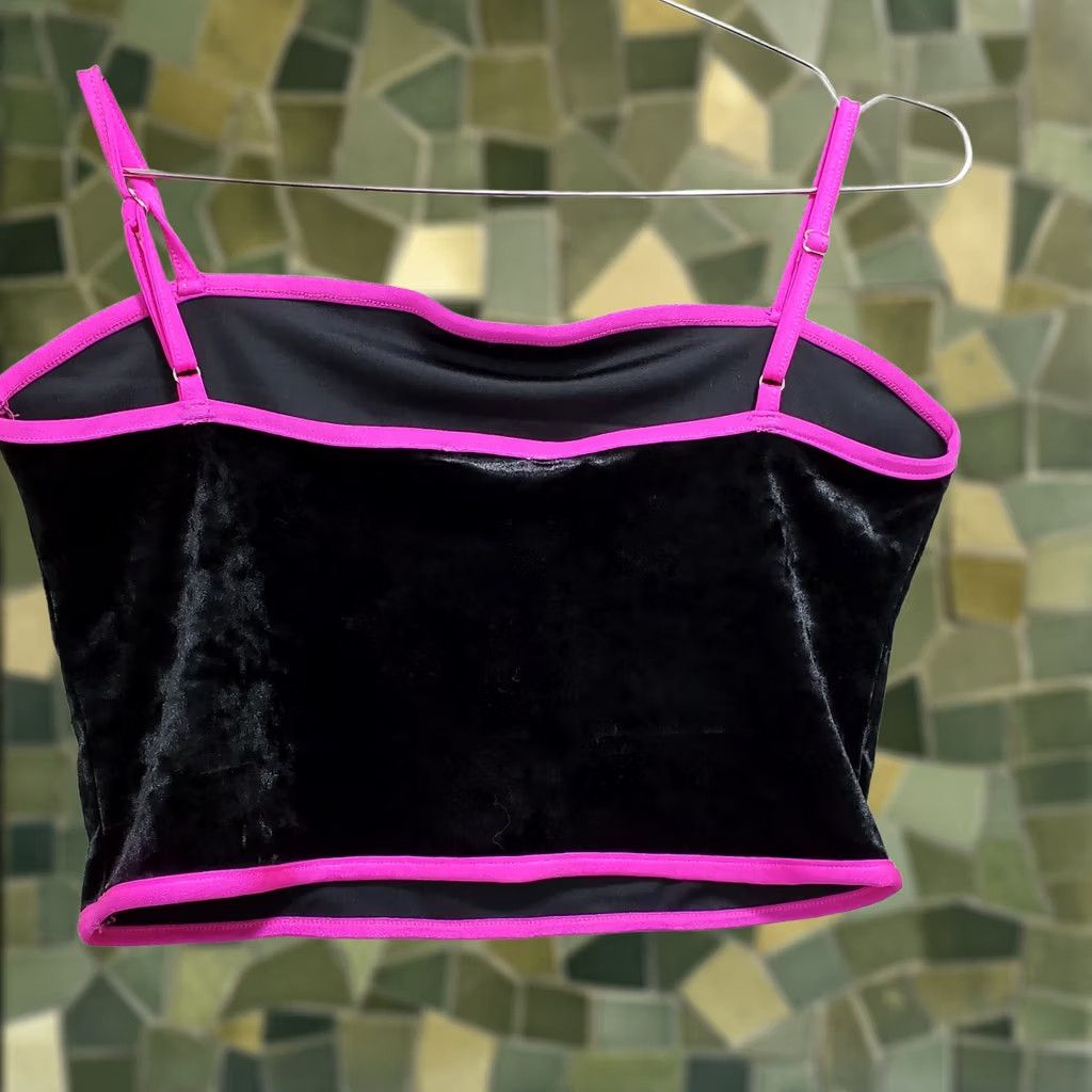 superdown Superdown Crop Cami Black Velvet Pink Spaghetti Straps Polyester Medium Women's Size M / US 6-8 / IT 42-44 - 1 Thumbnail