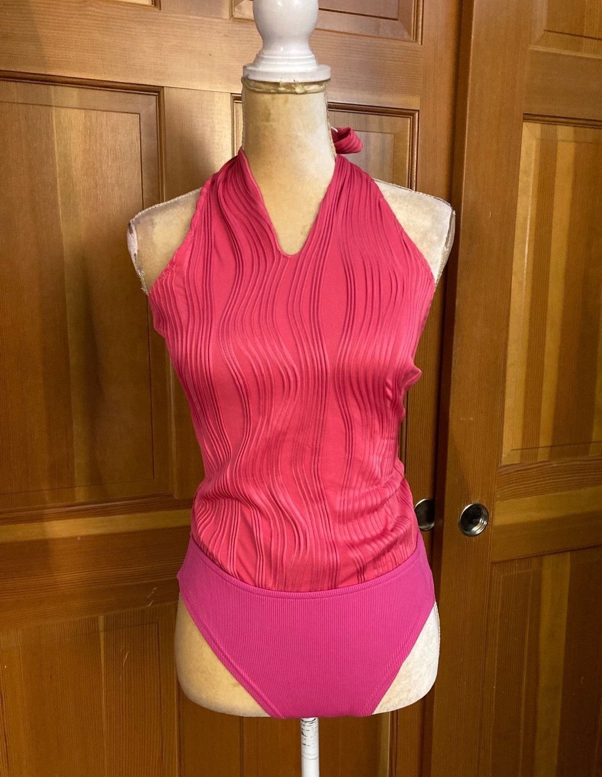 Designer × Other Nwt, Lavishly Paris Privé Solid Halter Bodysuit. Size M / US 6-8 / IT 42-44 - 10 Thumbnail