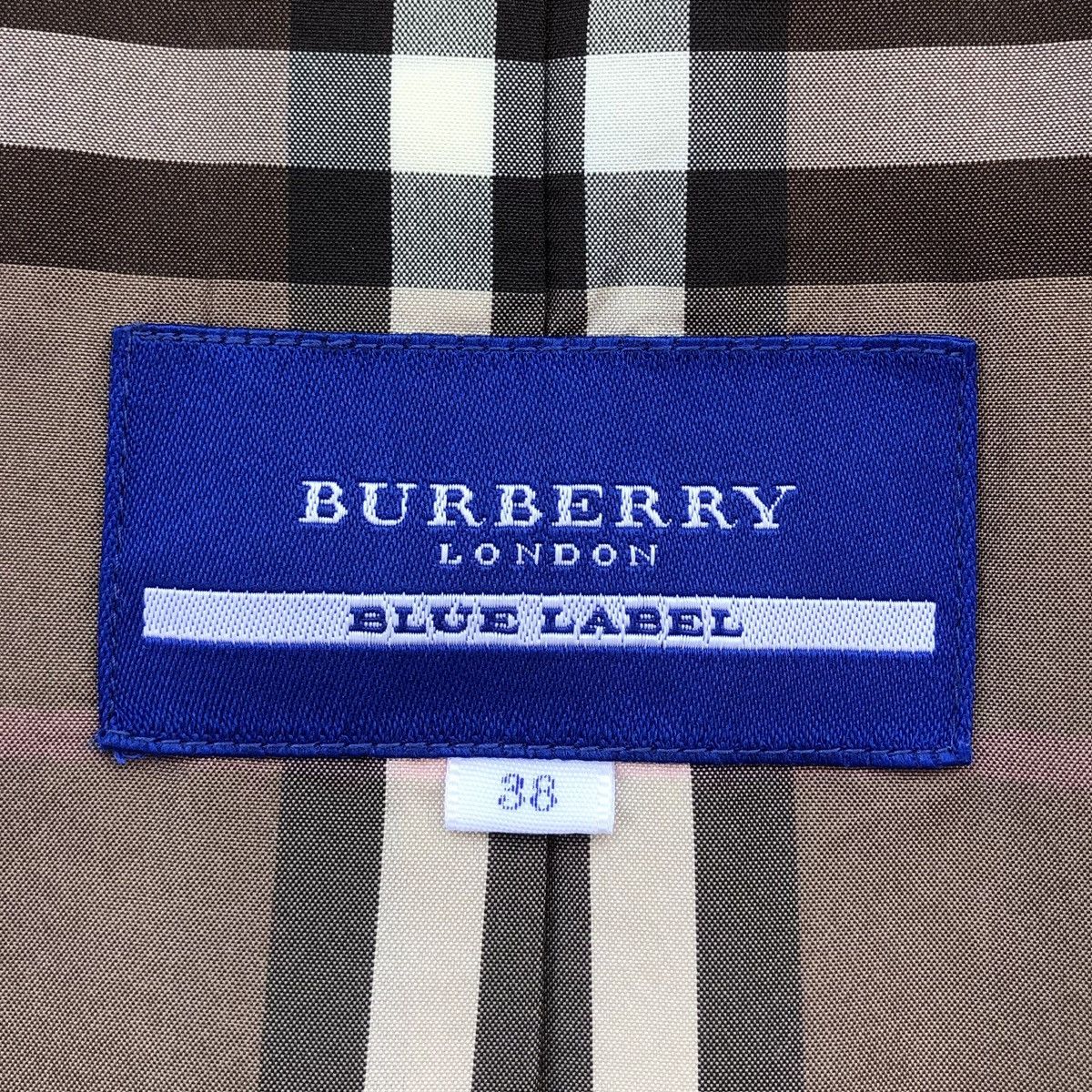 Burberry Burberry Blue Label Raccon Down Puffer Jacket Remove Hoodie Size S / US 4 / IT 40 - 22 Thumbnail