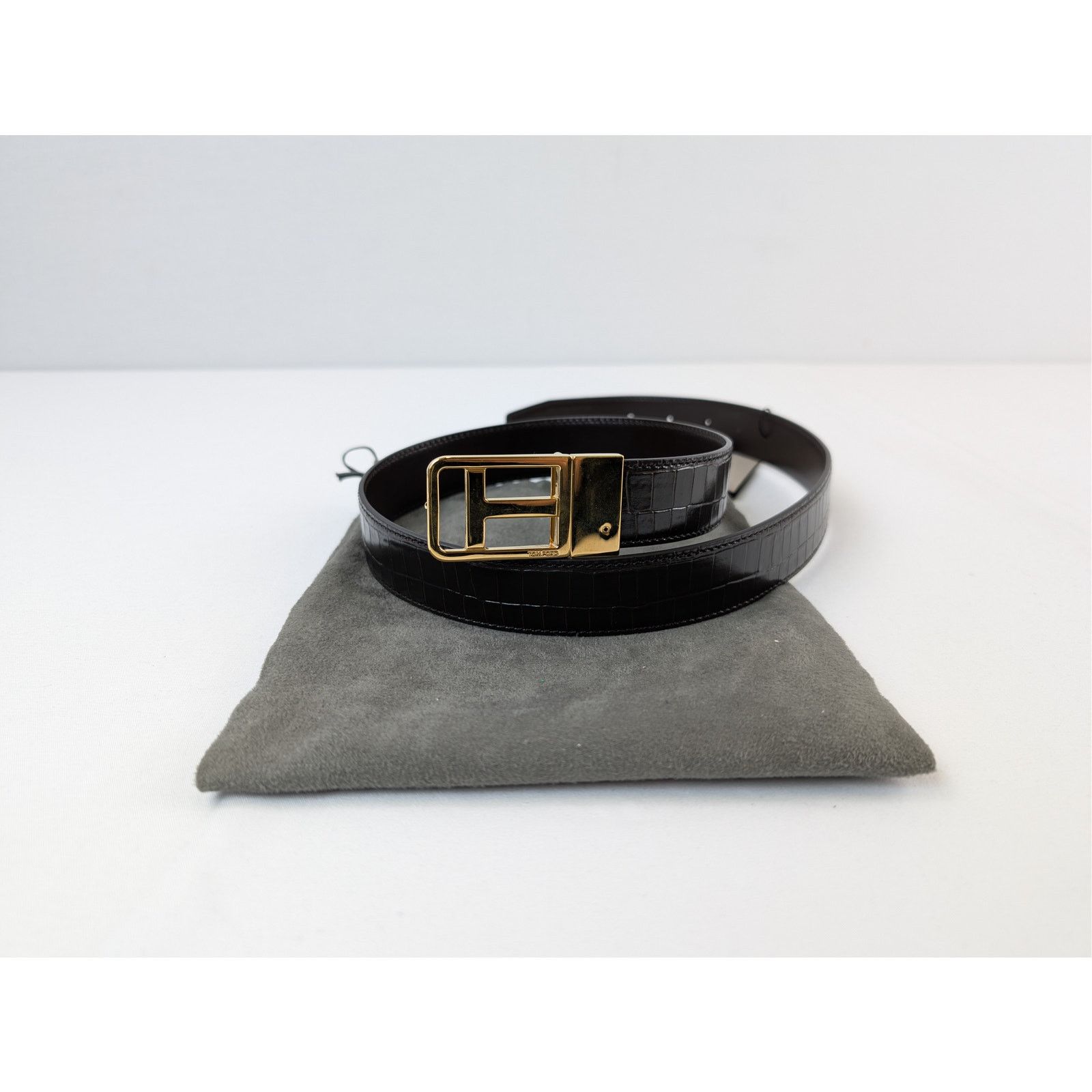 Tom Ford o1rshd1 Size: 80 / t buckle crocodile-embossed belt in Black Size 32 - 20 Thumbnail
