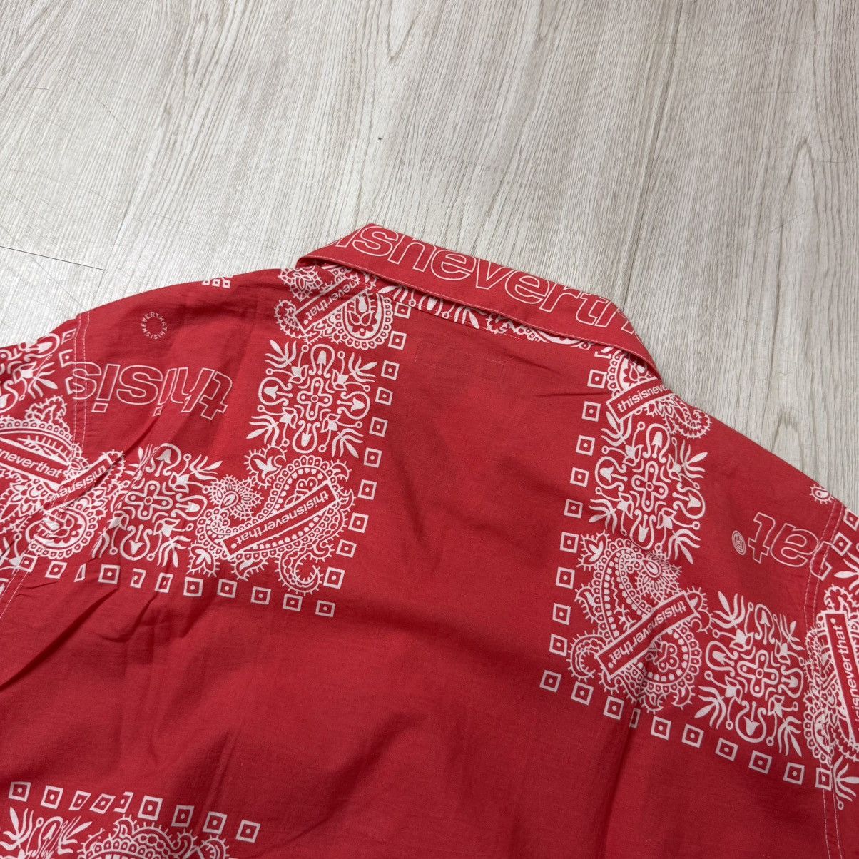 thisisneverthat RARE💥Thisisneverthat paisley open collar button shirt red Size US L / EU 52-54 / 3 - 4 Thumbnail