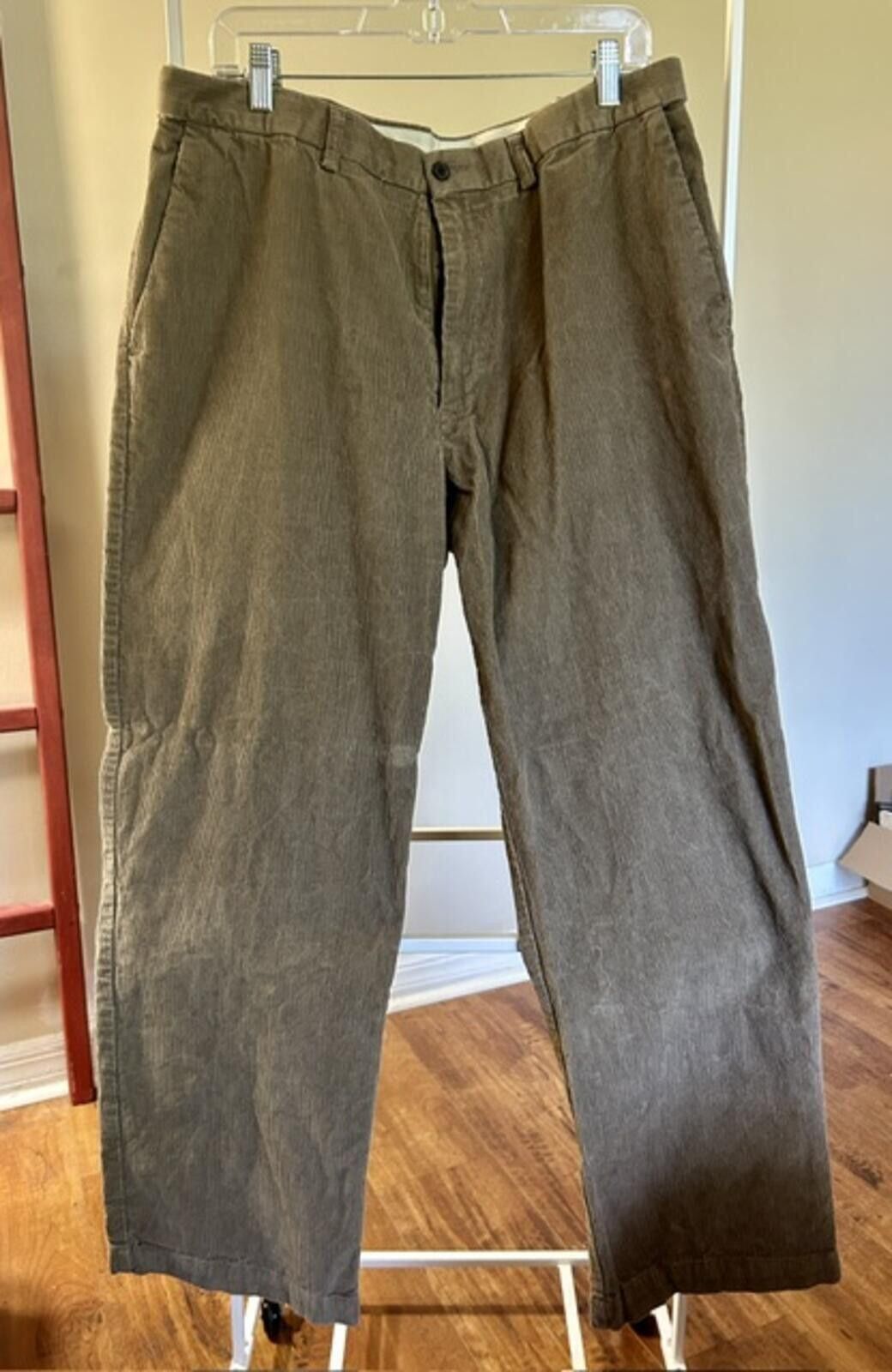 Haggar Haggar Men's Brown Corduroy Casual Pants Size 38x30 Size US 38 / EU 54 - 1 Thumbnail