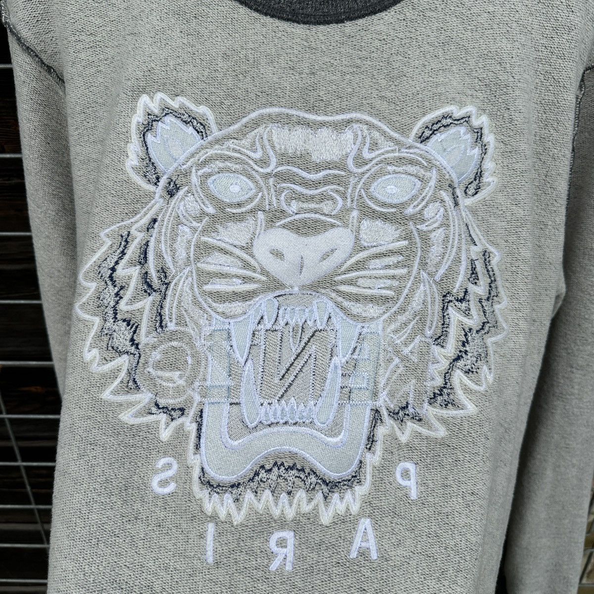 Kenzo Vintage Kenzo Sweatshirt Embroidered Tiger Crewneck Y2K L Size US L / EU 52-54 / 3 - 15 Thumbnail