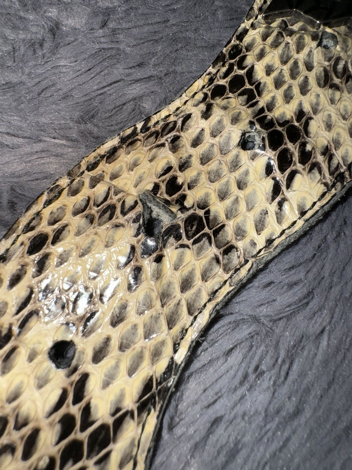 Gucci Gucci Curved Snakeskin Belt Size 32 - 8 Thumbnail