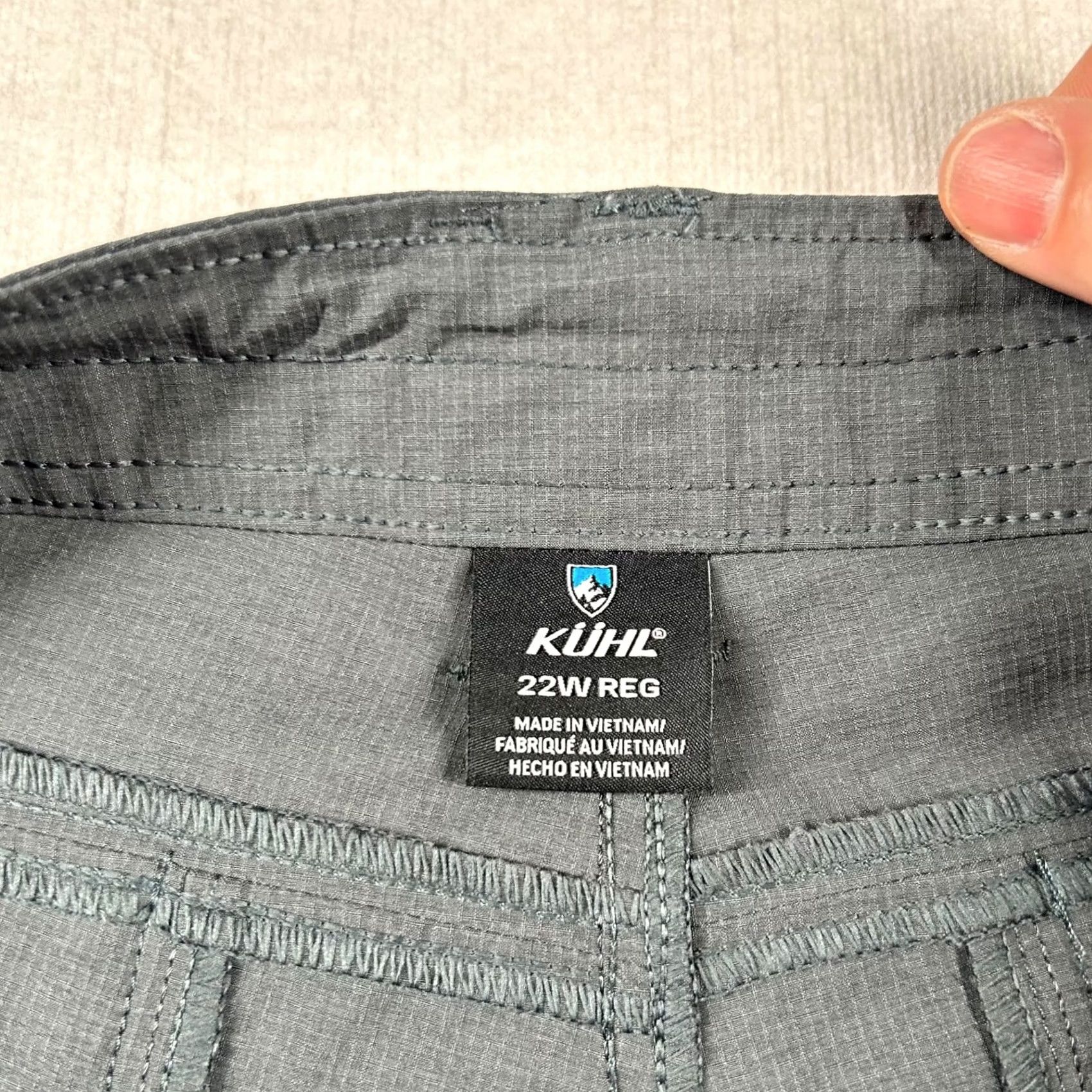 Vintage Kuhl Pants Womens 22w Skinny Cargo Hiking Outdoor Performance Gray Ripstop Flat Front Microfiber Pockets Quick Dry Nature Snap Zip Mens Size 40" / US 18 - 4 Thumbnail