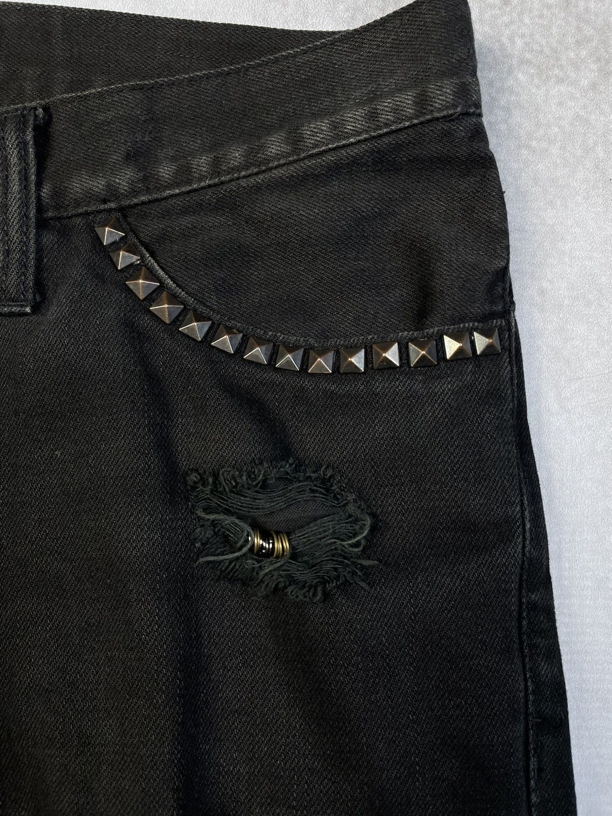 Tornado Mart 2000s CavariA Pierced Mud Max Style Studded Distressed Denim Size US 30 / EU 46 - 6 Thumbnail