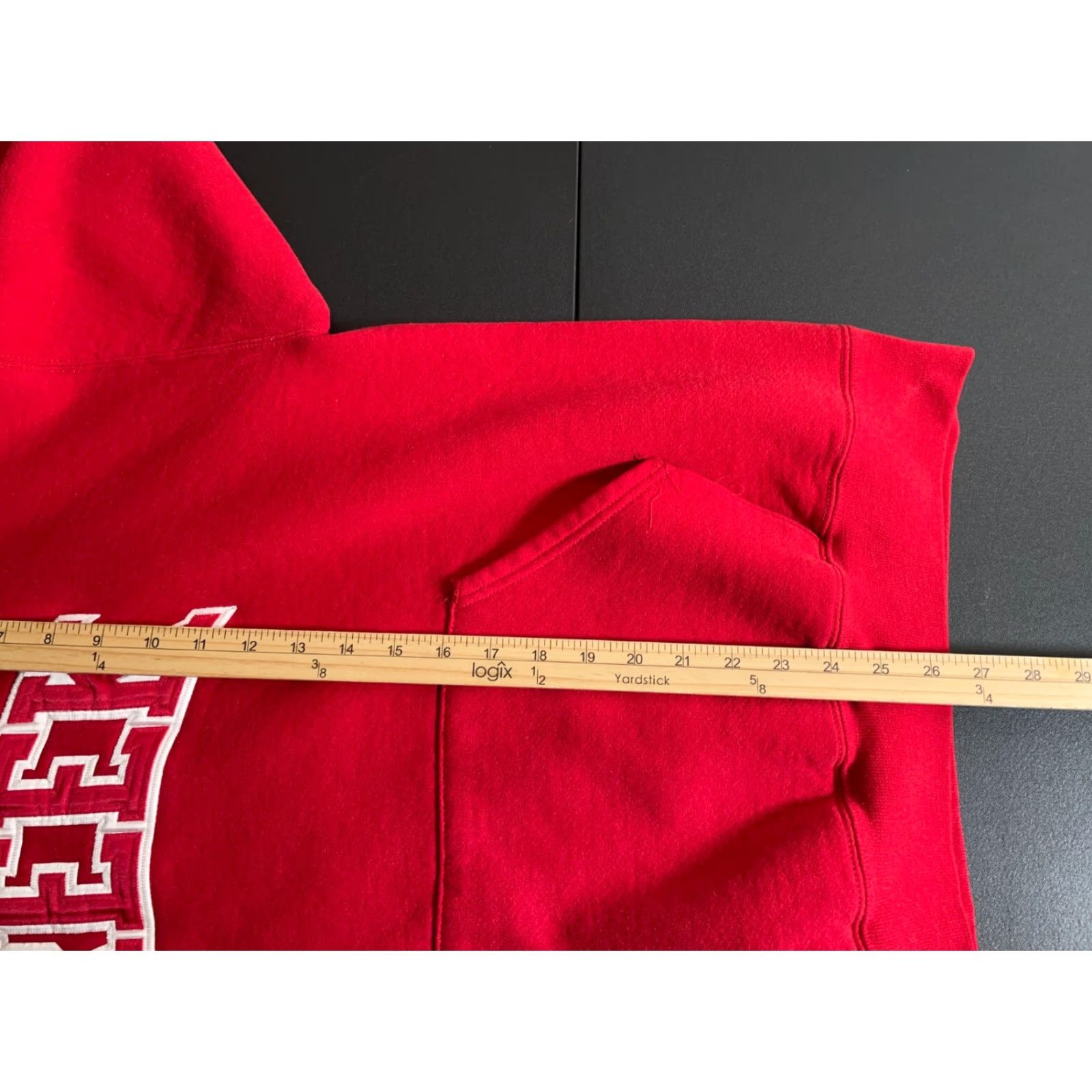 Russell Athletic VINTAGE Russell Athletic Hoodie Crew Neck 90s Red Embroidered Adult Large Logo Graphic Print Sweatshirt 50/50 Mens Size US L / EU 52-54 / 3 - 6 Thumbnail