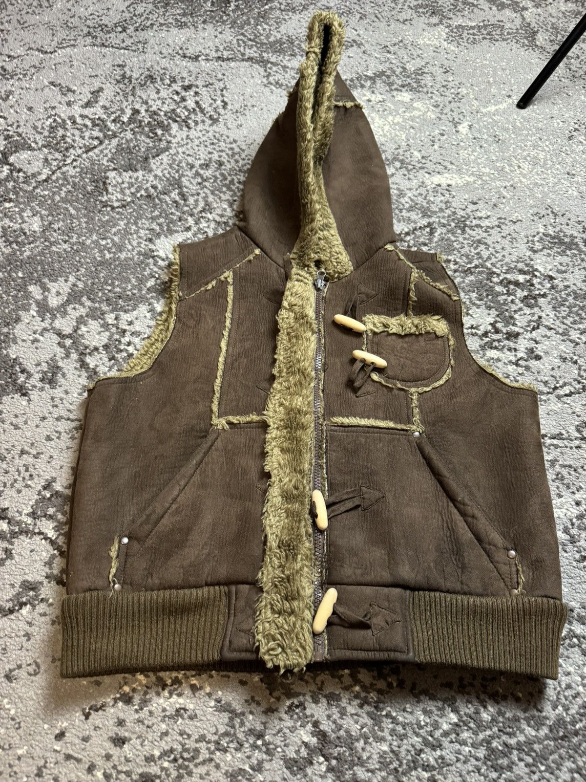 If Six Was Nine × Vintage Vintage Y2K Fuzzy Fur Hood Sued Alaska Avantgarde Vests Size US M / EU 48-50 / 2 - 2 Thumbnail