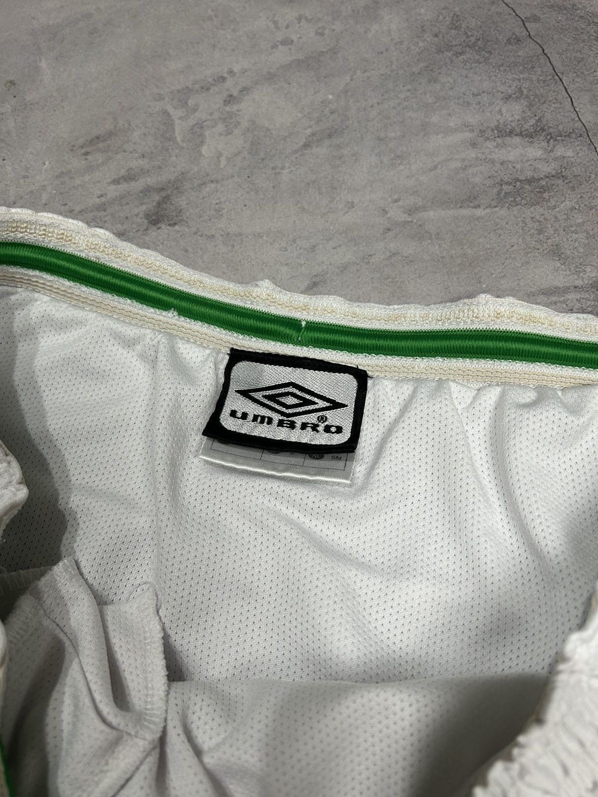 Umbro Vintage Celtic Shorts Umbro 2003 2004 Size US 32 / EU 48 - 8 Thumbnail