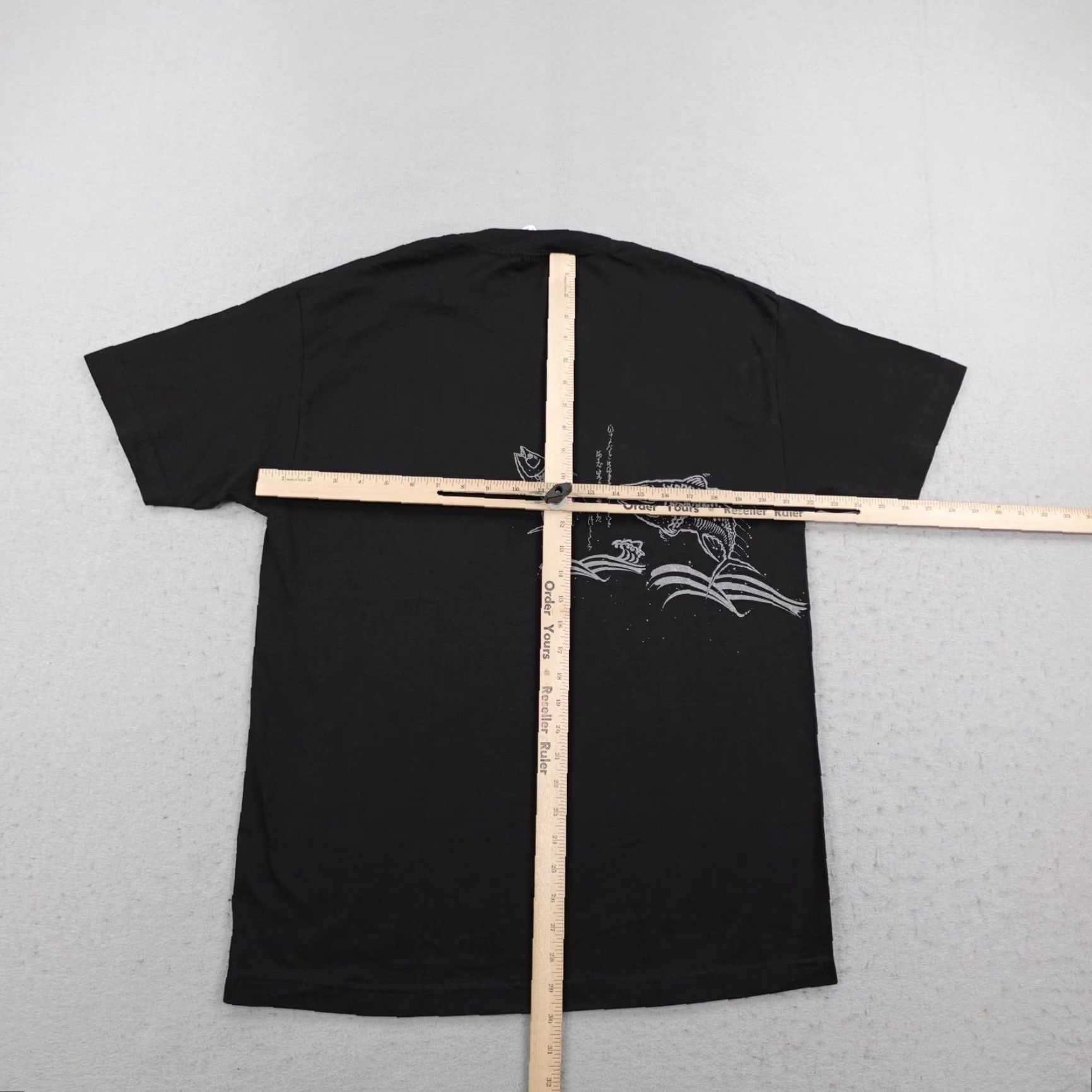Vintage VINTAGE Murina Choi Fish T-Shirt Black Mens L Crew Neck 90s USA Graphic Print Short Sleeve Cotton Size US L / EU 52-54 / 3 - 5 Thumbnail