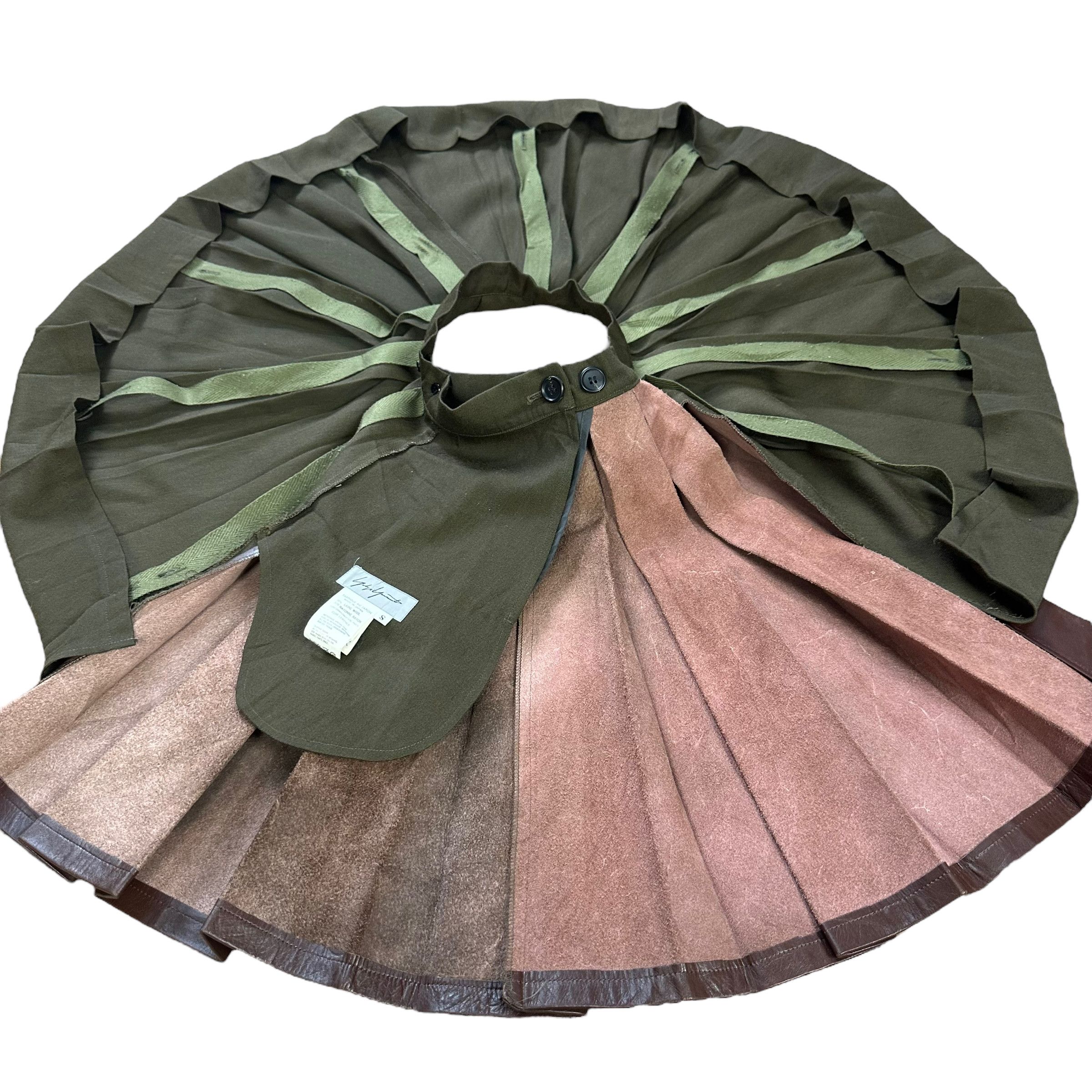 Yohji Yamamoto RARE!! YOHJI YAMAMOTO HYBRID LEATHER SKIRT #8234-213 Size 25" / US 0 / IT 36 - 13 Thumbnail