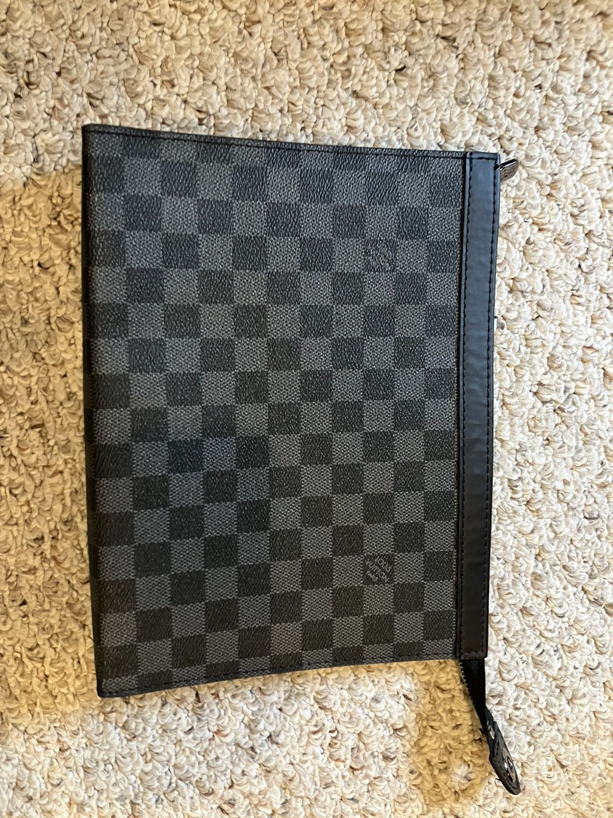 Louis Vuitton Louis Vuitton Pochette Voyage Size ONE SIZE - 1 Thumbnail